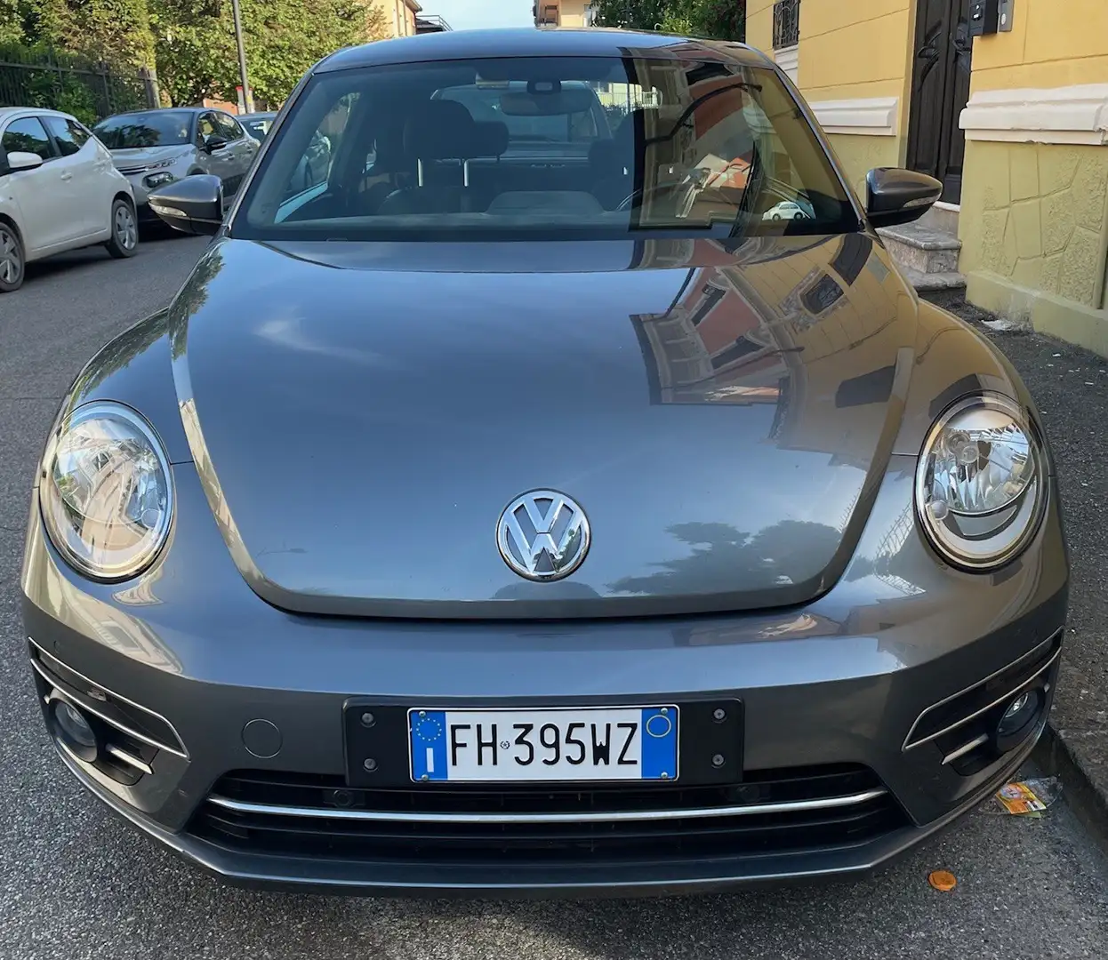 Volkswagen Maggiolino Maggiolino 2017 2.0 tdi Design 110cv Grey - 1