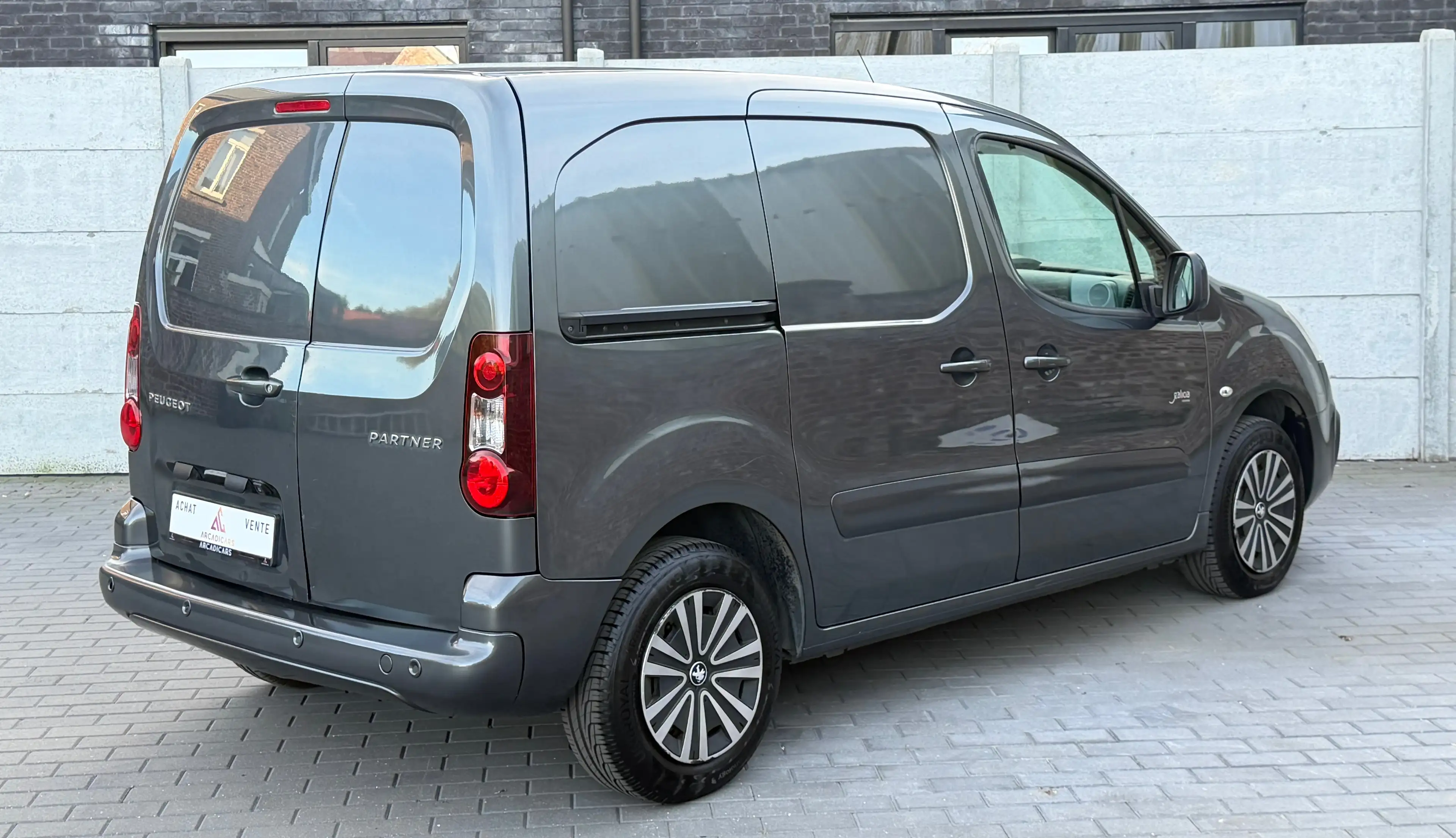 Peugeot Partner Automatique - Camera - CarPlay - 3 places - Cruise control — photo 6