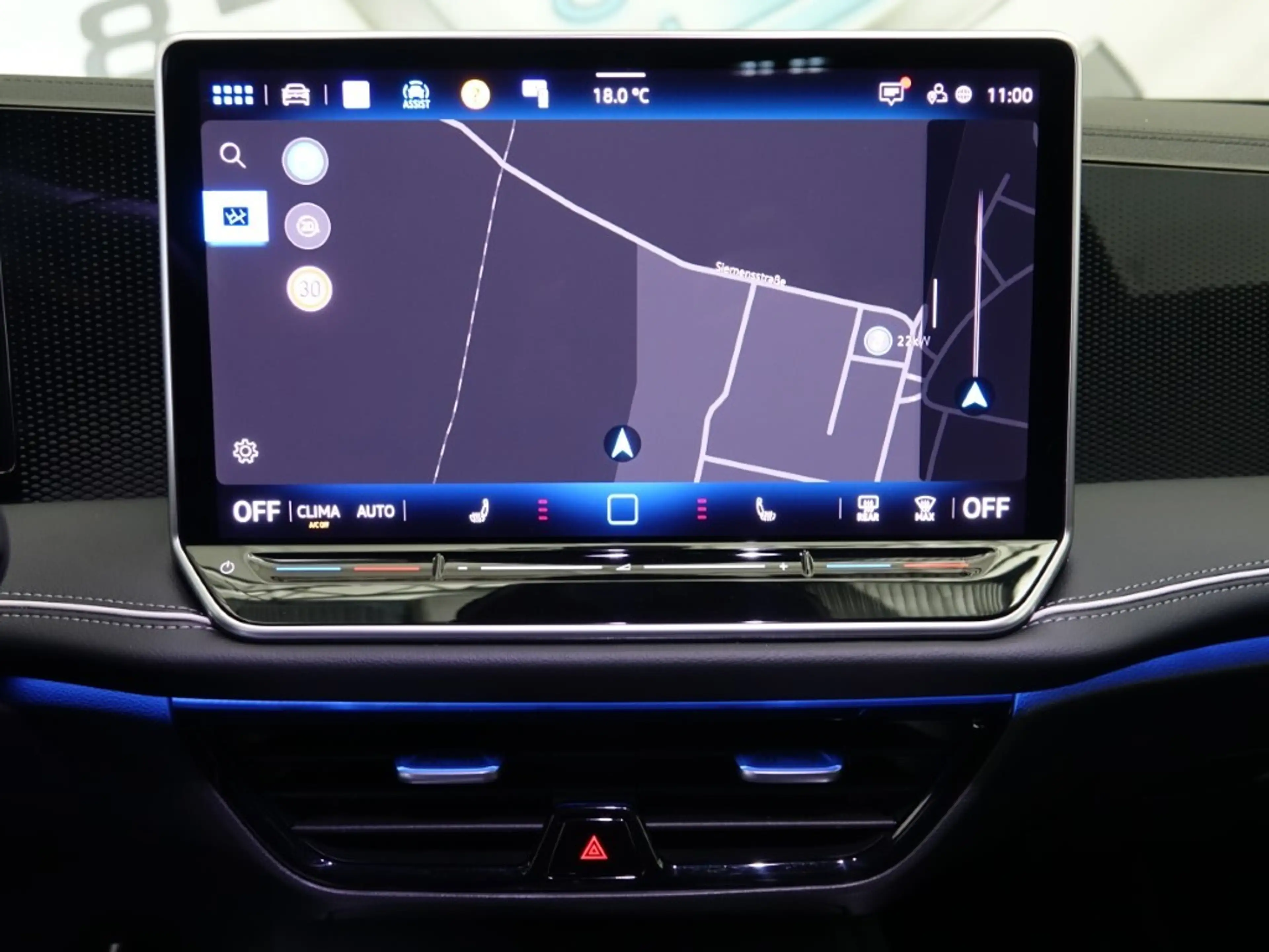 Volkswagen Passat Variant 2.0 TDI SCR Business DSG *ACC, LED, NAVI, RFK, ... — photo 10