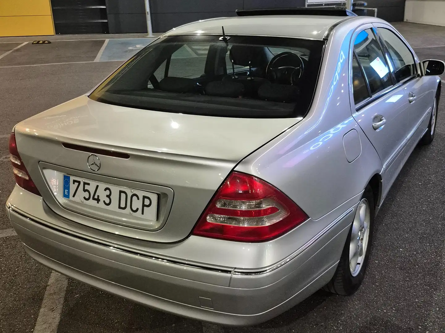 Mercedes-Benz C 200 C 200 CDI Elegance Elegance Plateado - 2