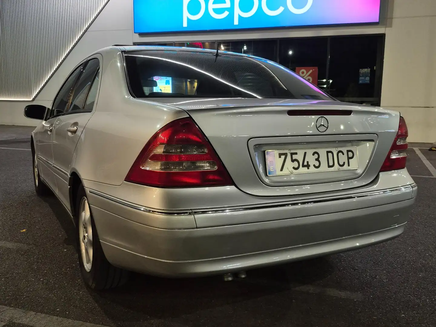 Mercedes-Benz C 200 C 200 CDI Elegance Elegance Plateado - 1