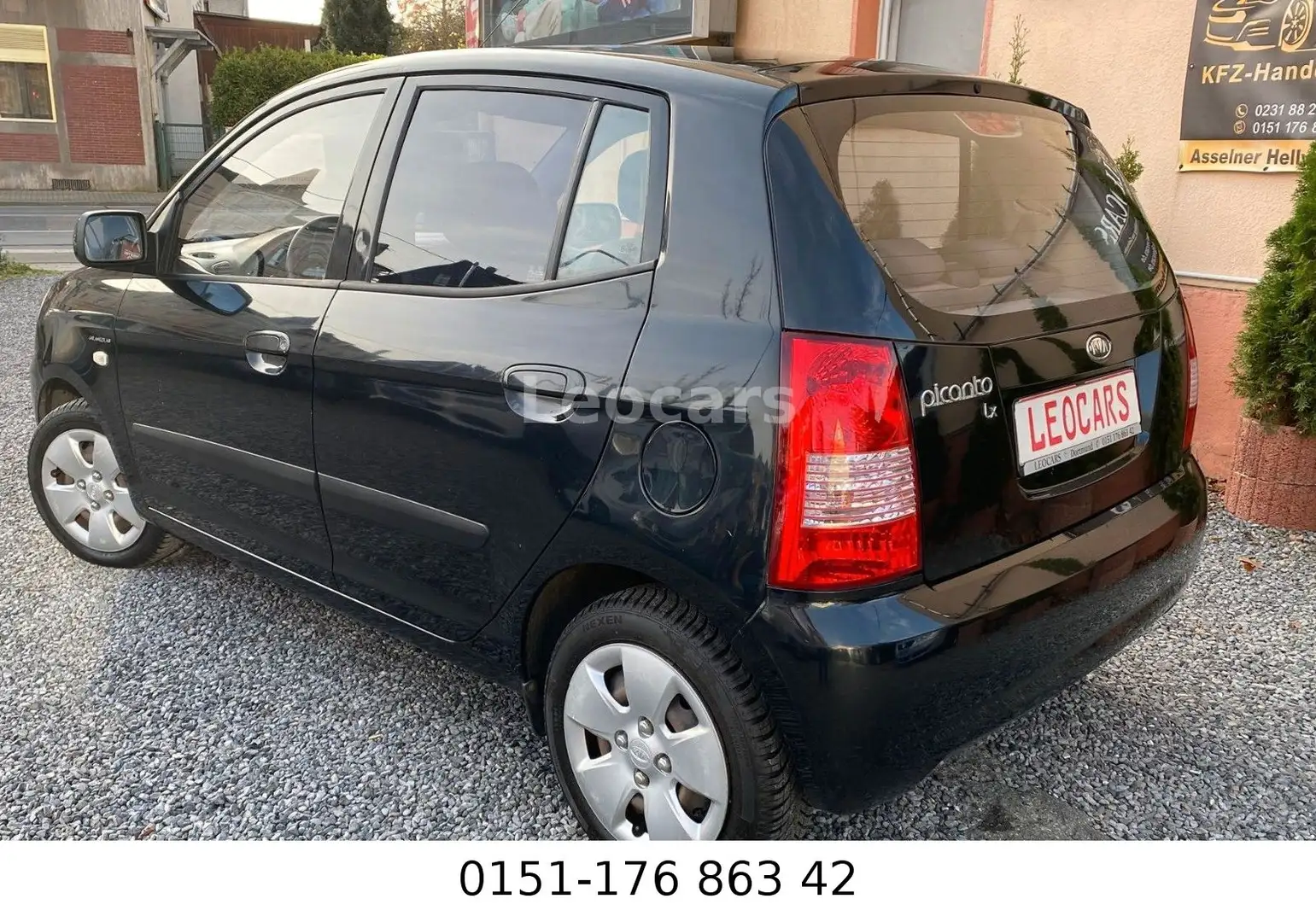 Kia Picanto 1.1 LX Schwarz - 2
