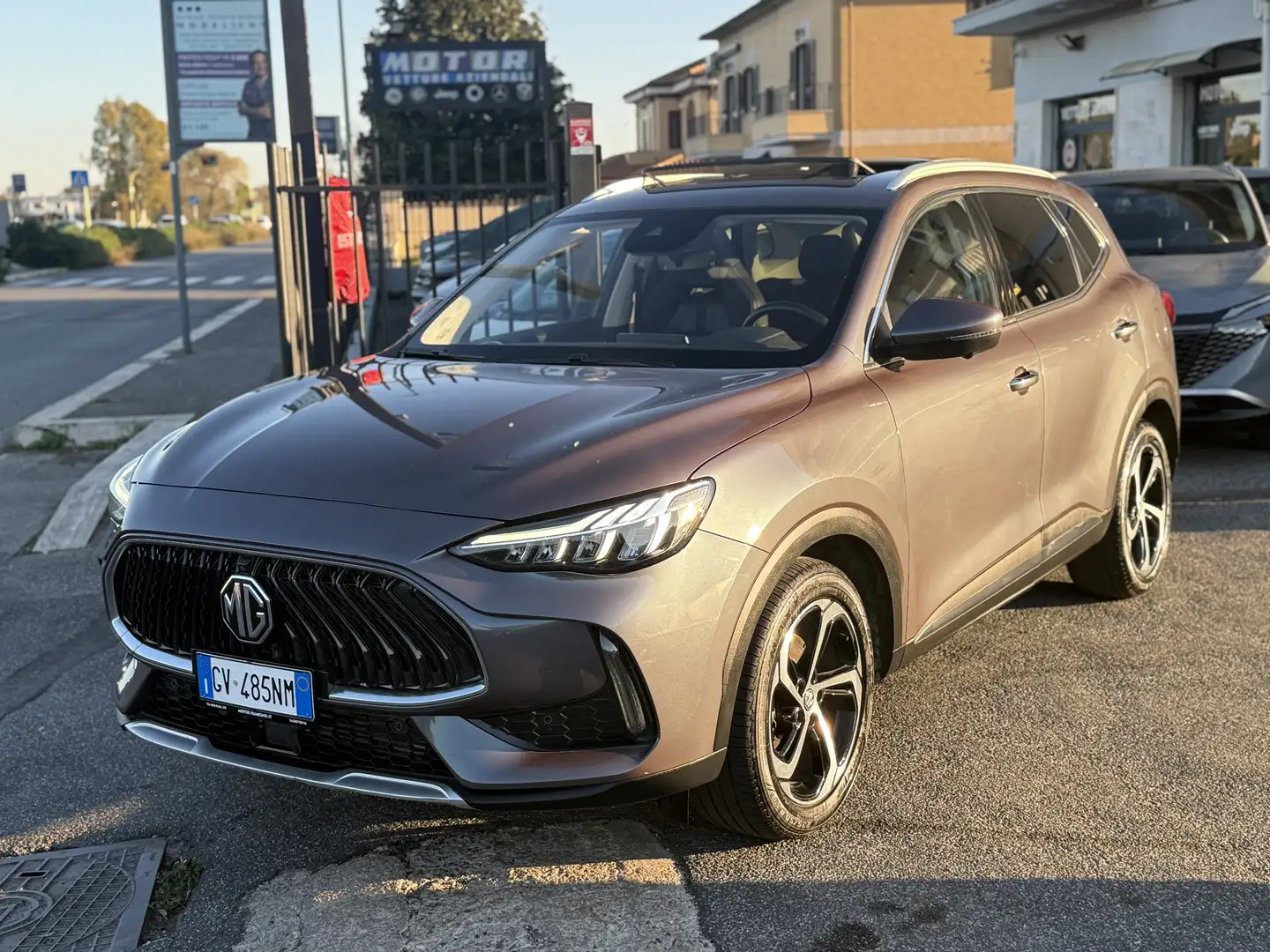 MG HS HS 1.5 t-gdi Luxury Automatica TETTO APRIBILE Gris - 1