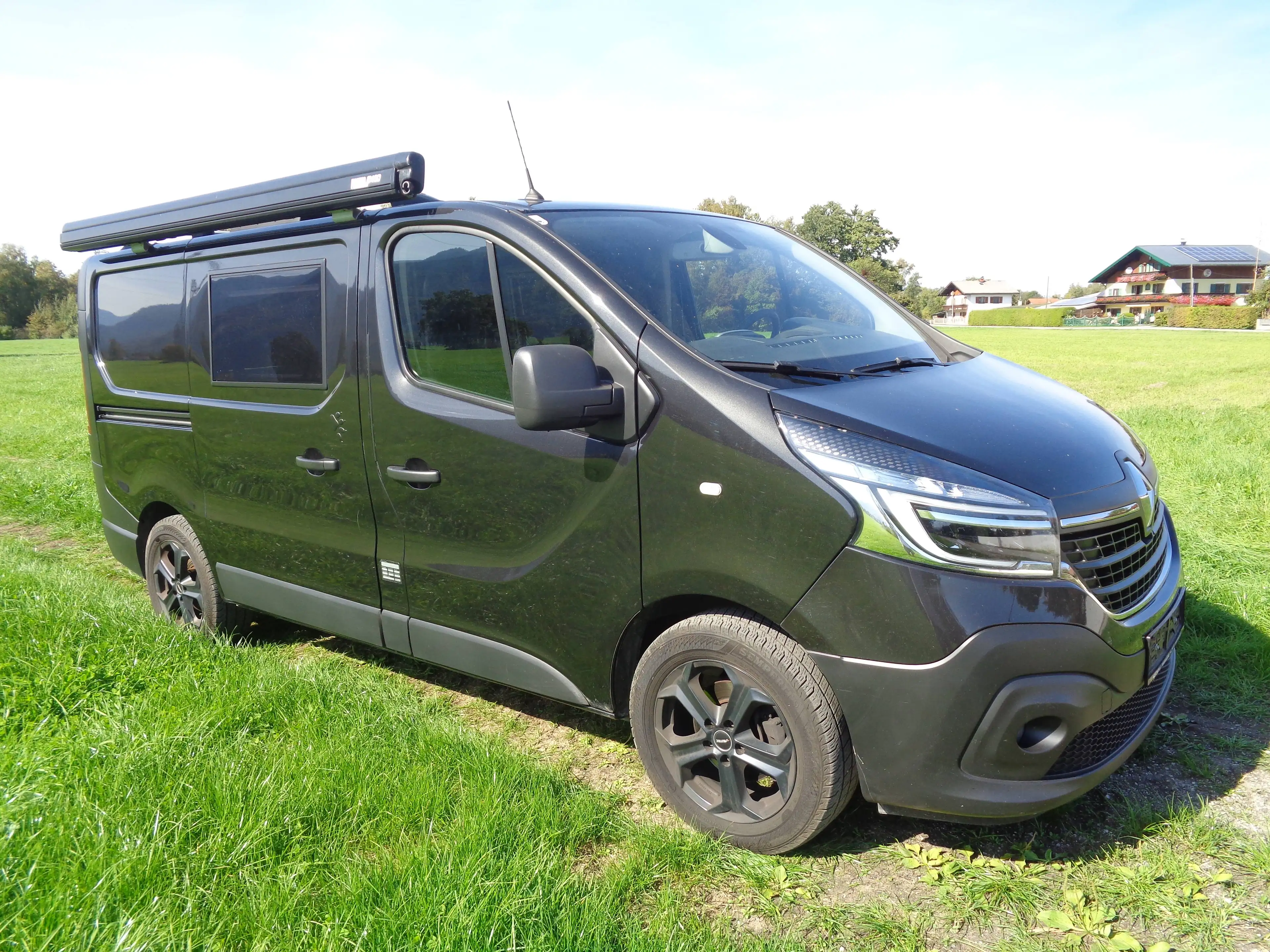 Renault Trafic 6- Sitzer Automatik — photo 11