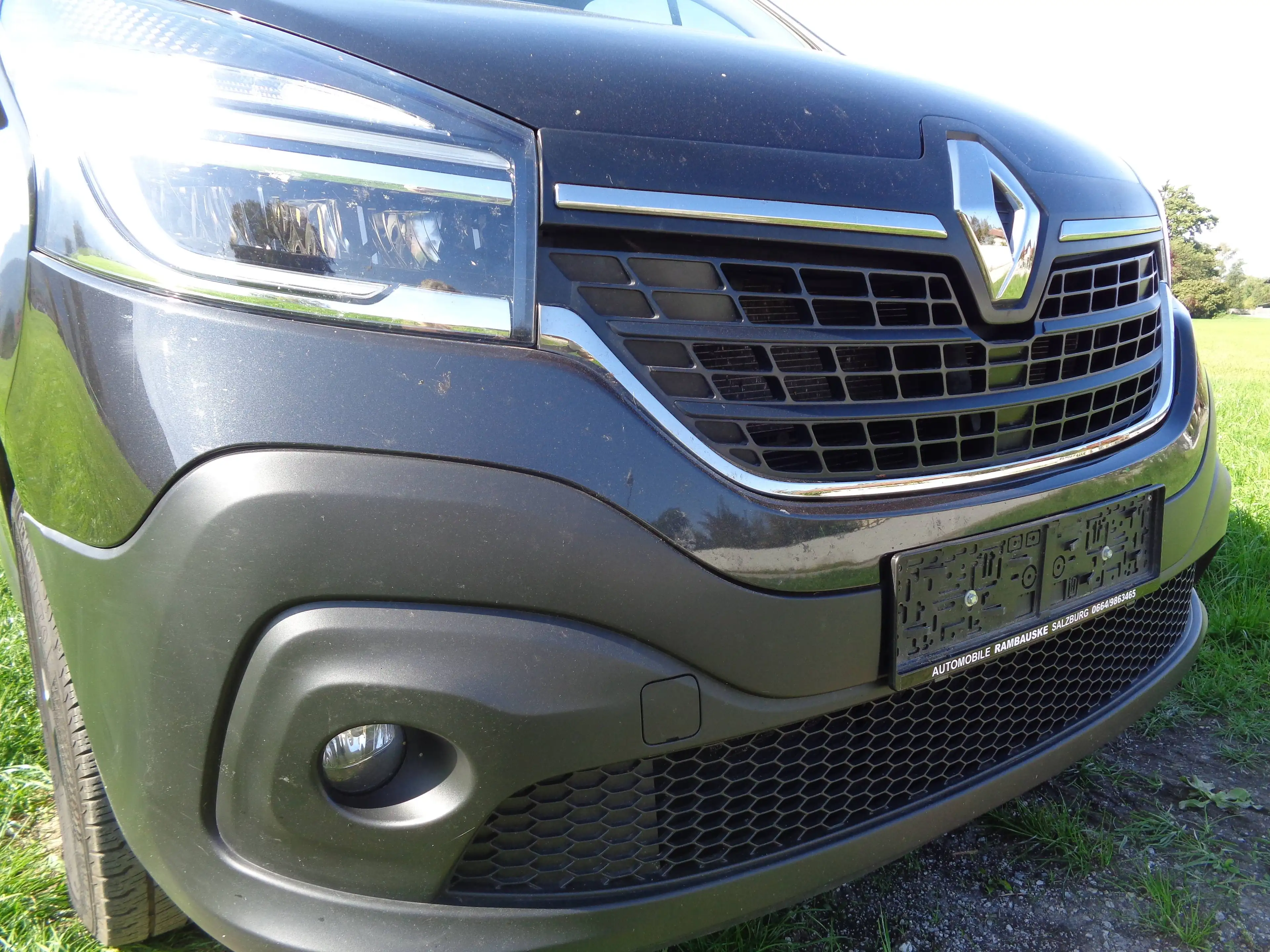 Renault Trafic 6- Sitzer Automatik — photo 12