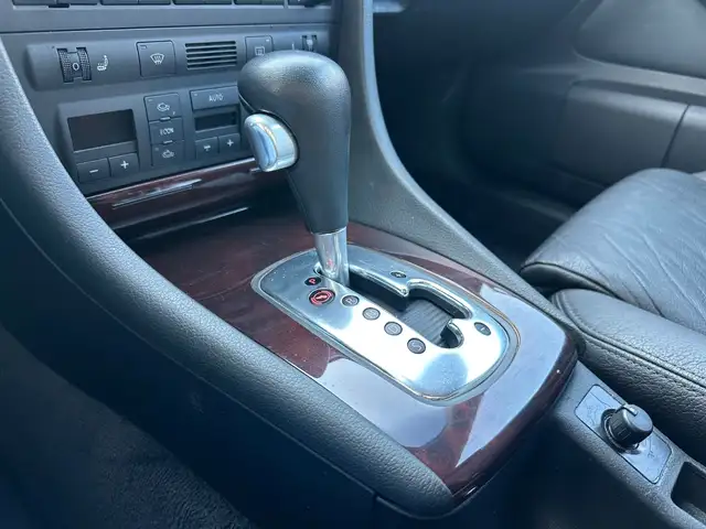 Audi A6 view 21