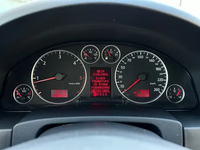 Audi A6 view 18