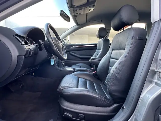 Audi A6 view 10