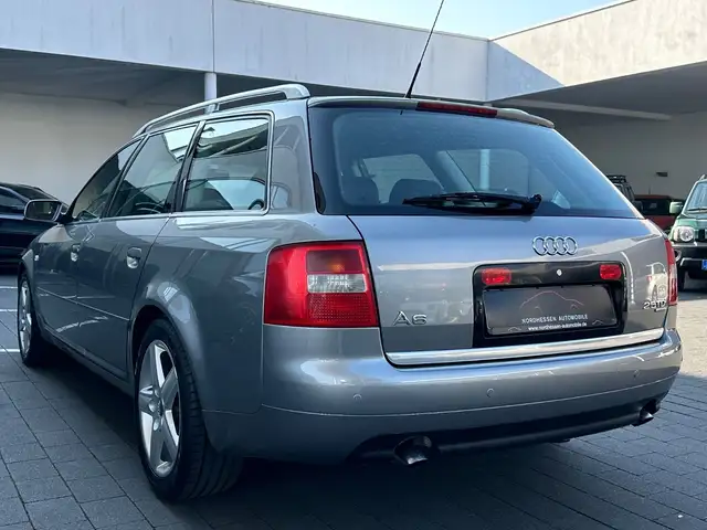 Audi A6 view 3