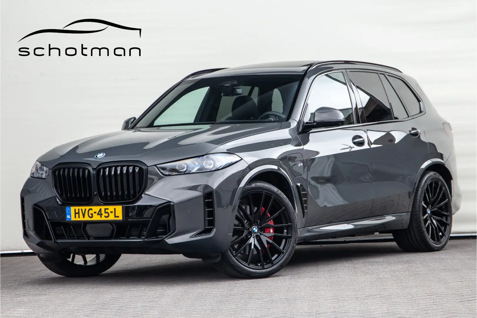 BMW X5 xDrive50e M-Sport, Pano, Innovation, Harman-Kardon Grijs - 1