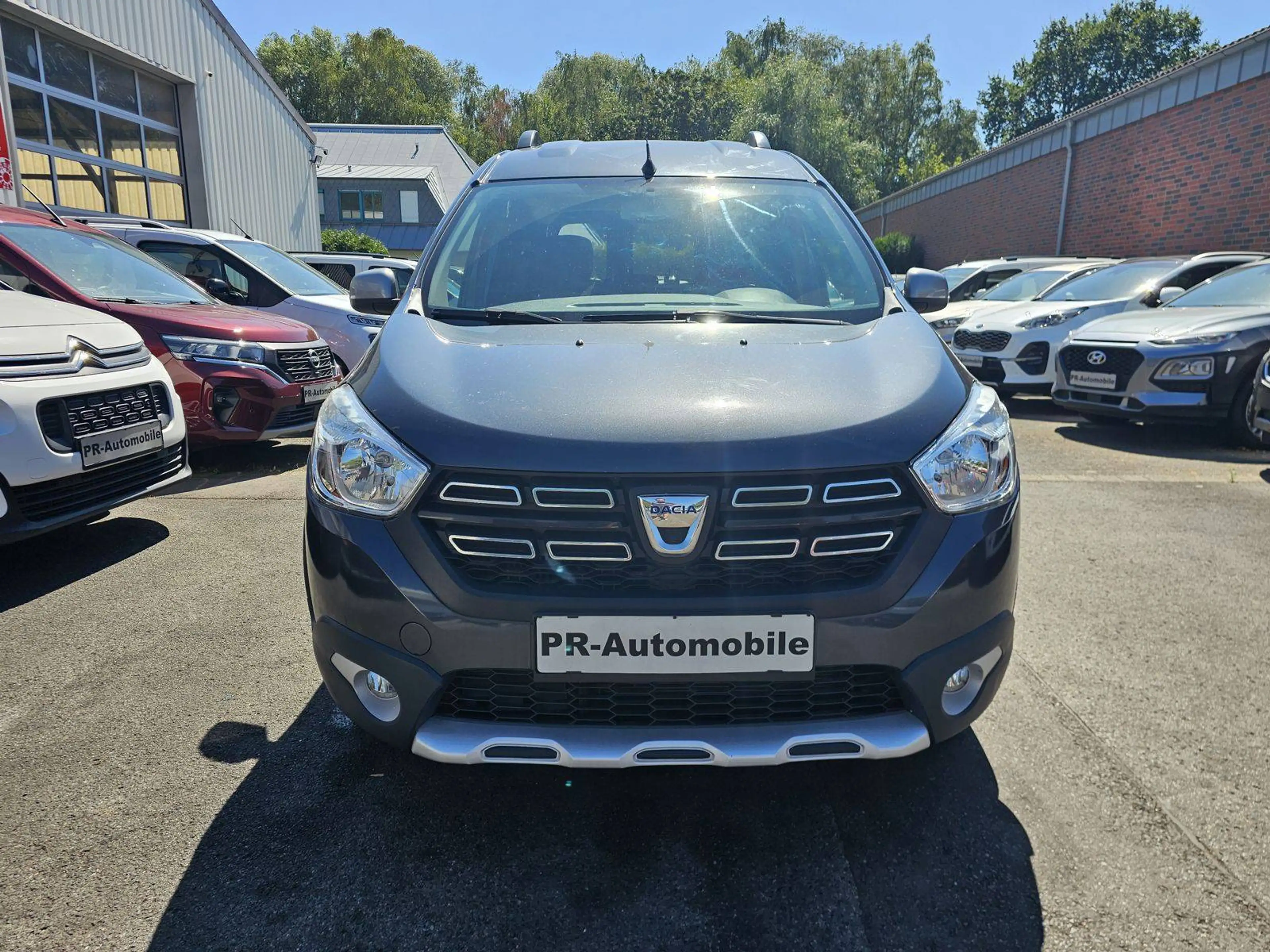 Dacia Dokker Dokker TCe 130 GPF Stepway Plus Navi+Cam — photo 2