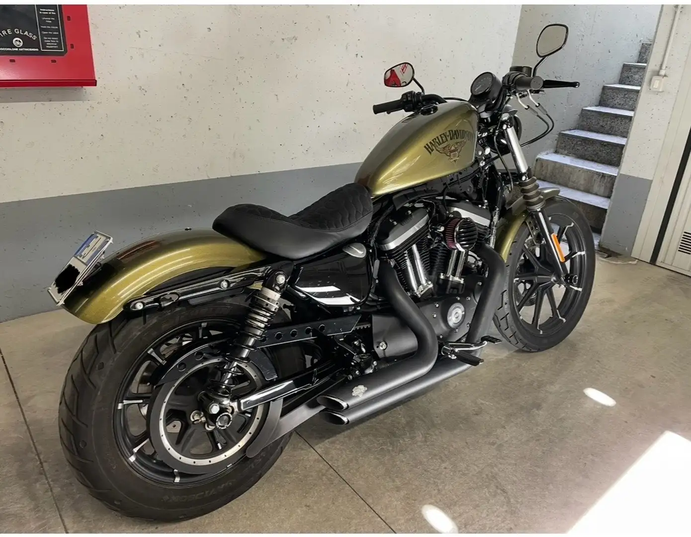 Harley-Davidson Sportster 883 Iron - 2