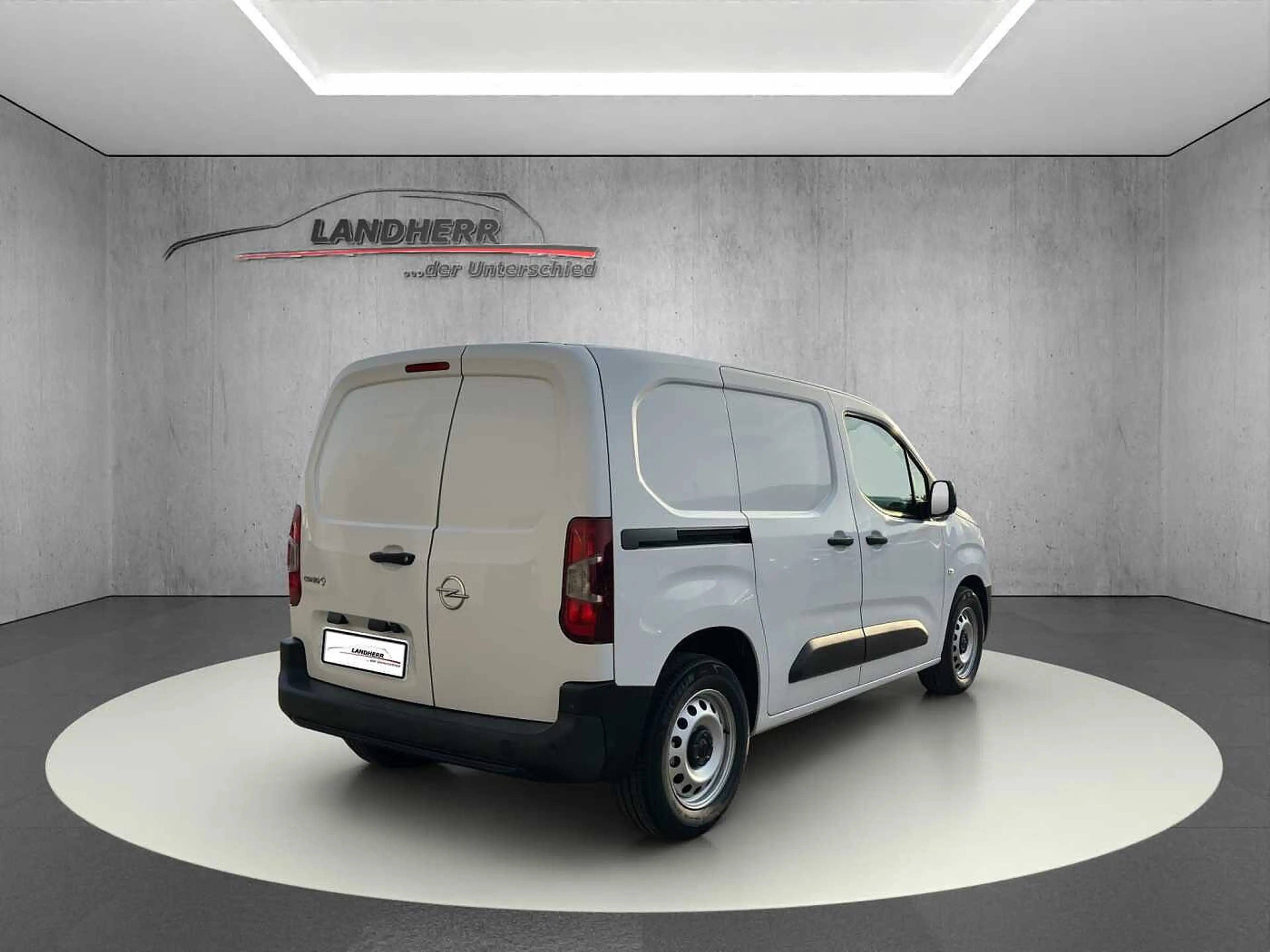 Opel Combo-e Combo Cargo-e Edition //Navi/Kamera/PDC/Sitzheizun — photo 3