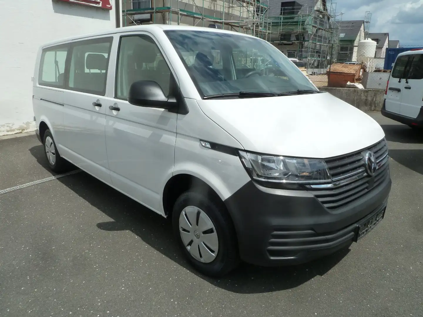 Volkswagen T6 Transporter T6 2,0 TDI Transporter lang 8-Sitzer Blanc - 1