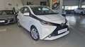 Toyota Aygo 1.0 VVT-i x-play x-shift Blanco - thumbnail 1