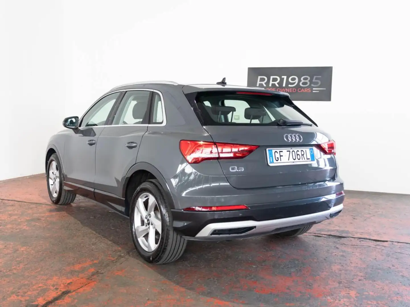 Audi Q3 35  TDI S-tronic Business Advanced Grigio - 2