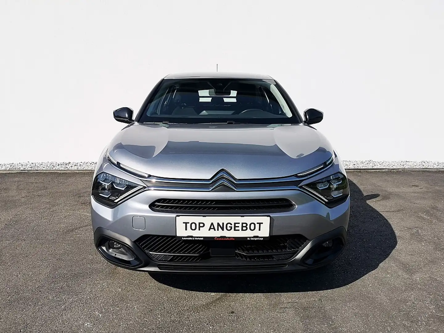 Citroen C4 BlueHDI 110 S&S Feel Zilver - 2