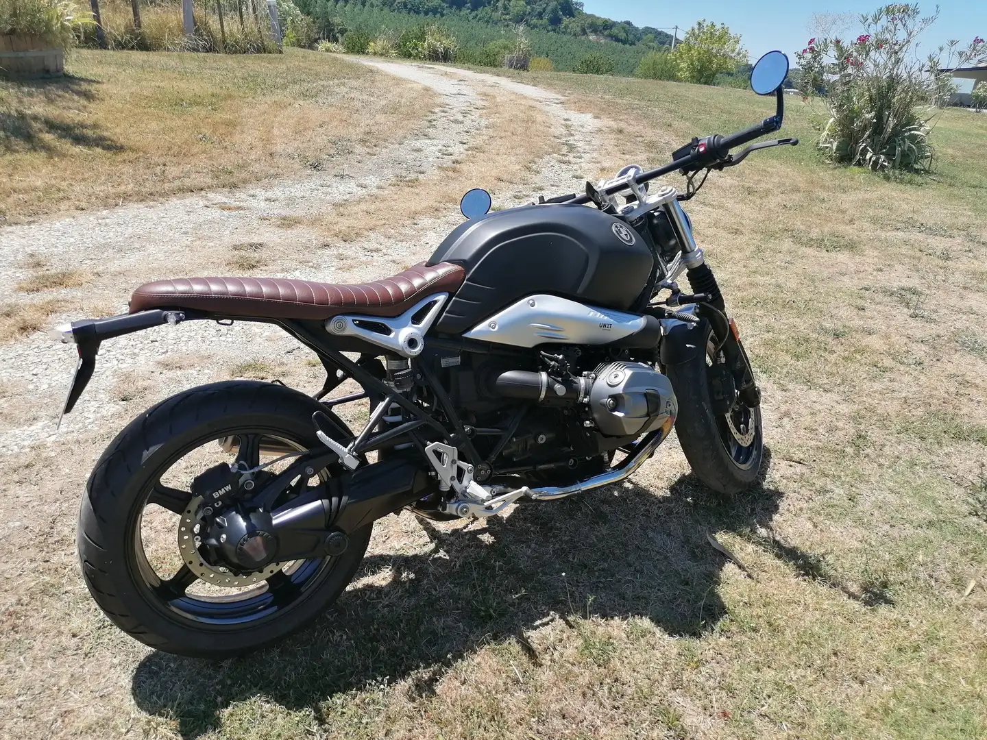 BMW R 12 nineT Nine T Pure Чёрный - 1