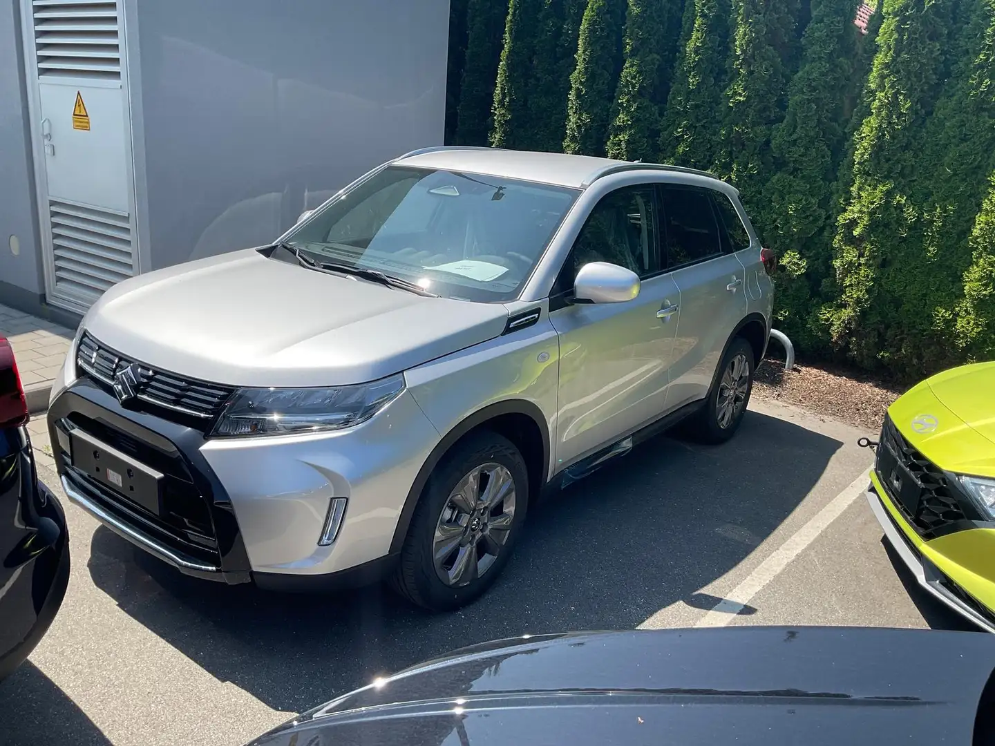 Suzuki Vitara 1.4 Mild-Hybrid Comfort 4x4, Navi, Kamera, LED Silver - 2