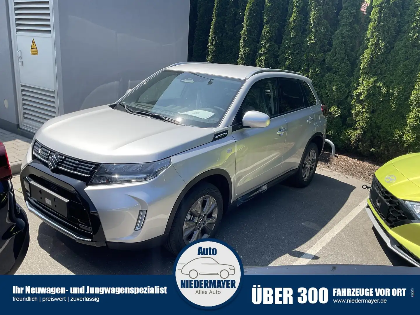 Suzuki Vitara 1.4 Mild-Hybrid Comfort 4x4, Navi, Kamera, LED Silver - 1