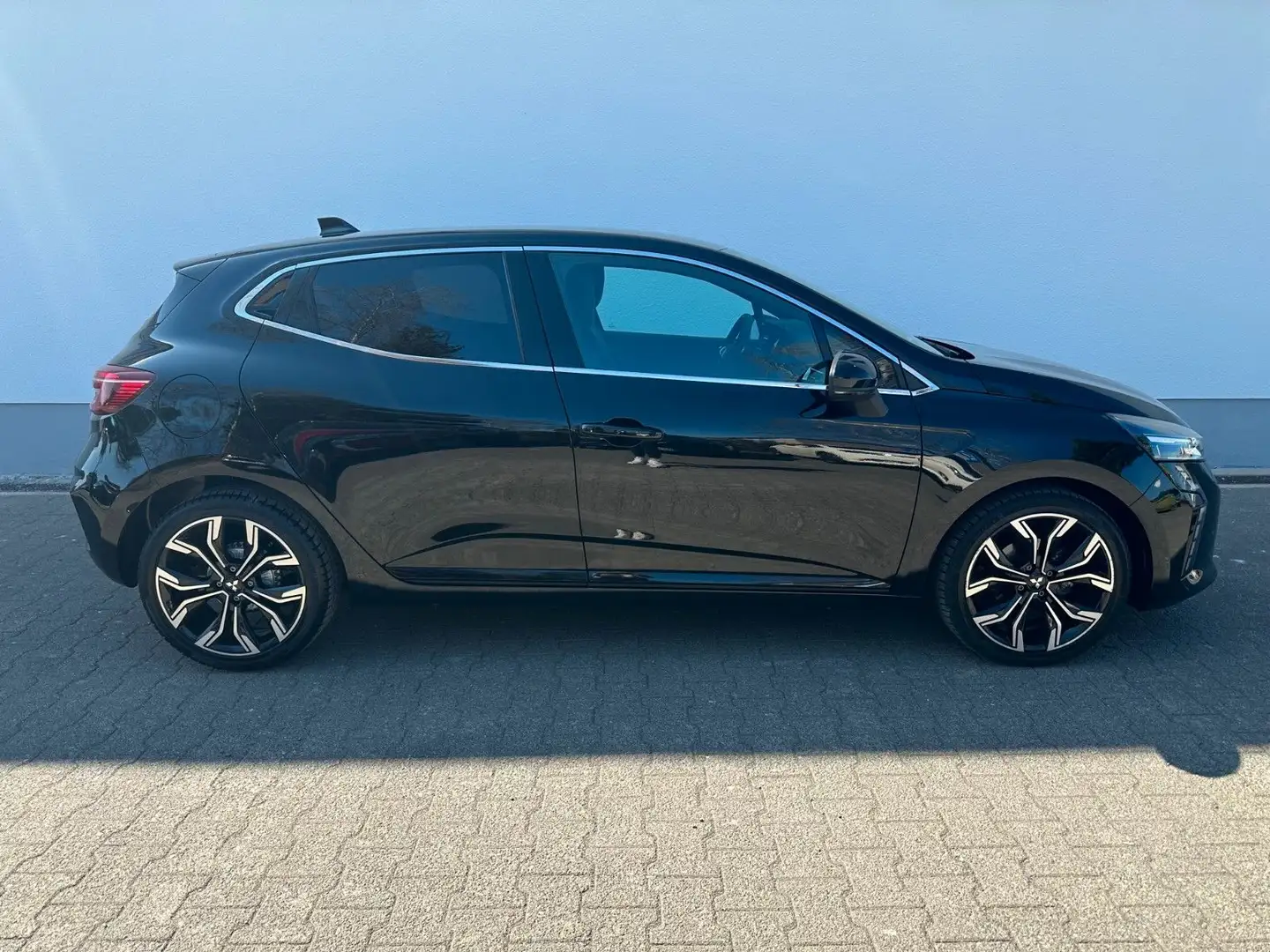 Mitsubishi Colt Intro Edition Navi, Rückfahrkamera, LED Schwarz - 2