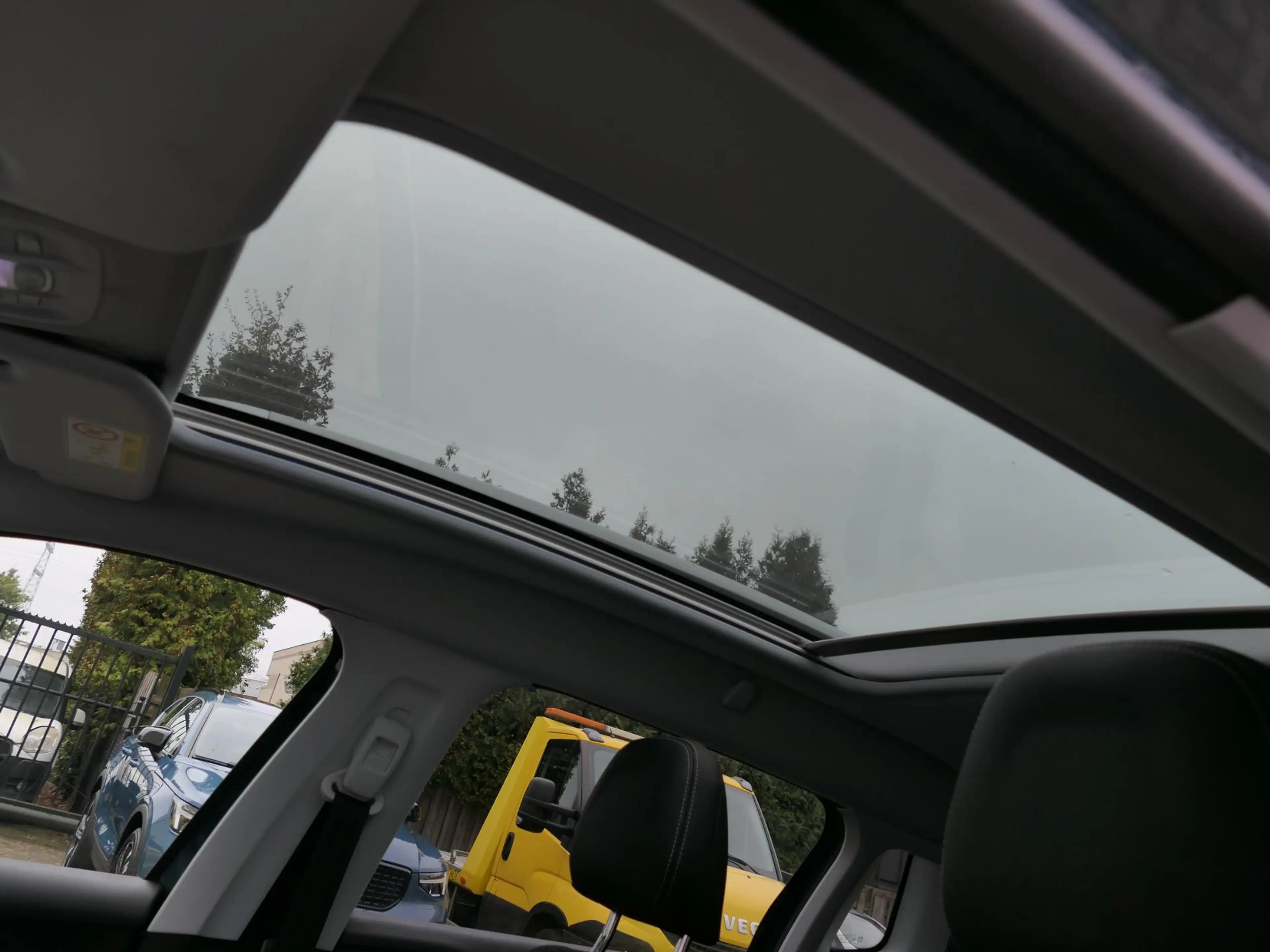 Peugeot 2008 1.2 PureTech Blue Lease Allure | 130 PK | Nieuwe d — photo 9