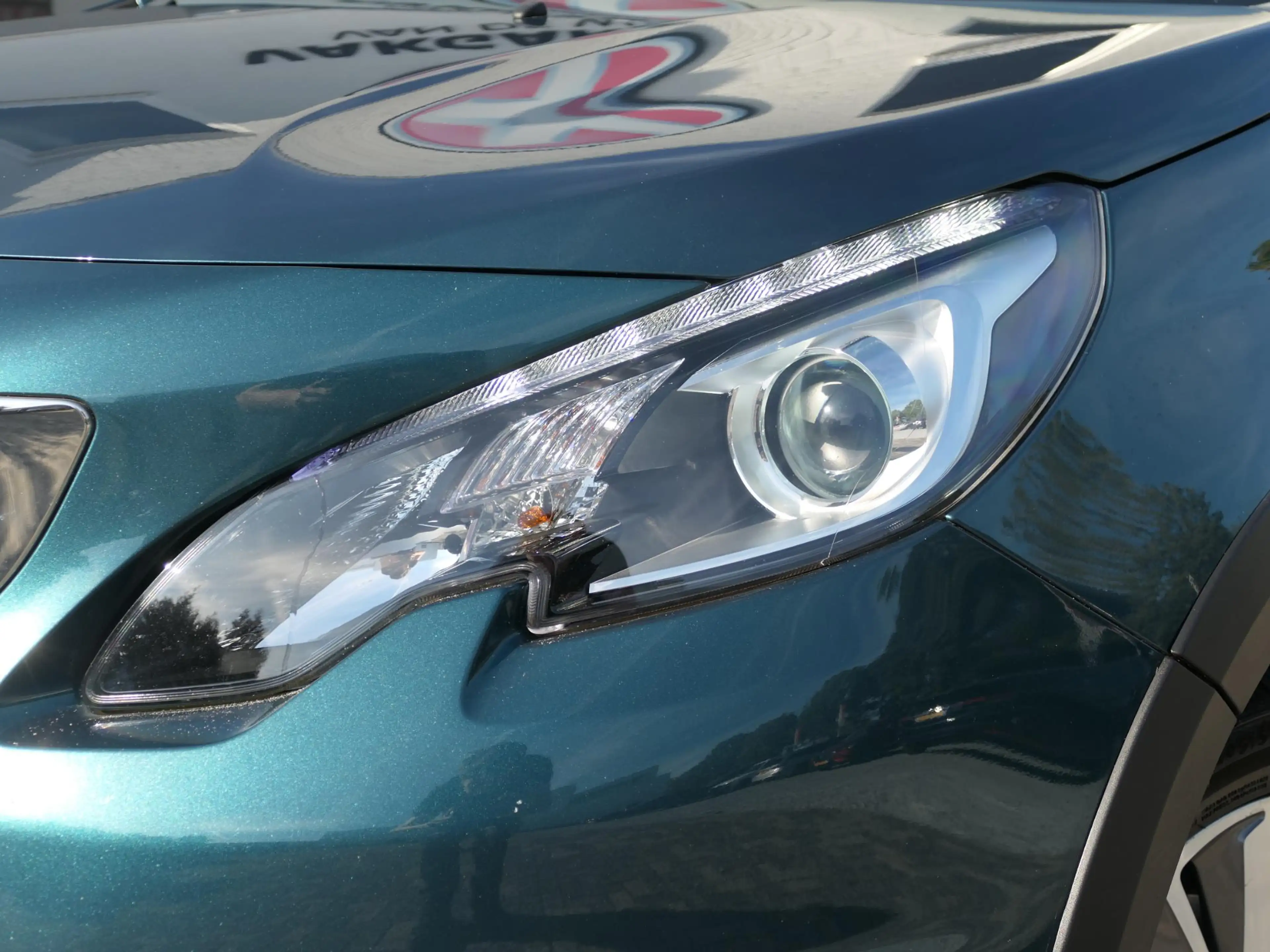 Peugeot 2008 1.2 PureTech Blue Lease Allure | 130 PK | Nieuwe d — photo 13