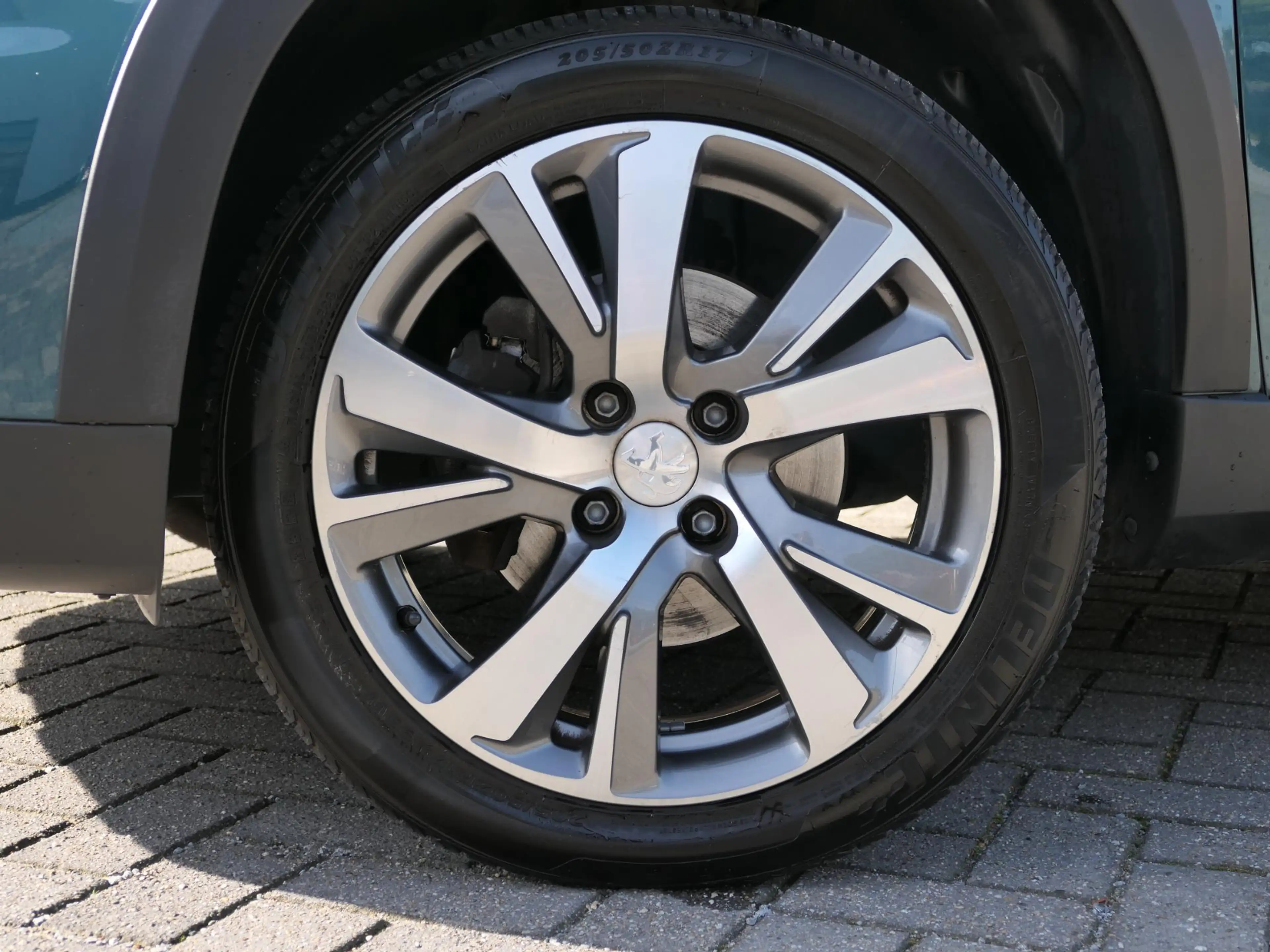 Peugeot 2008 1.2 PureTech Blue Lease Allure | 130 PK | Nieuwe d — photo 12