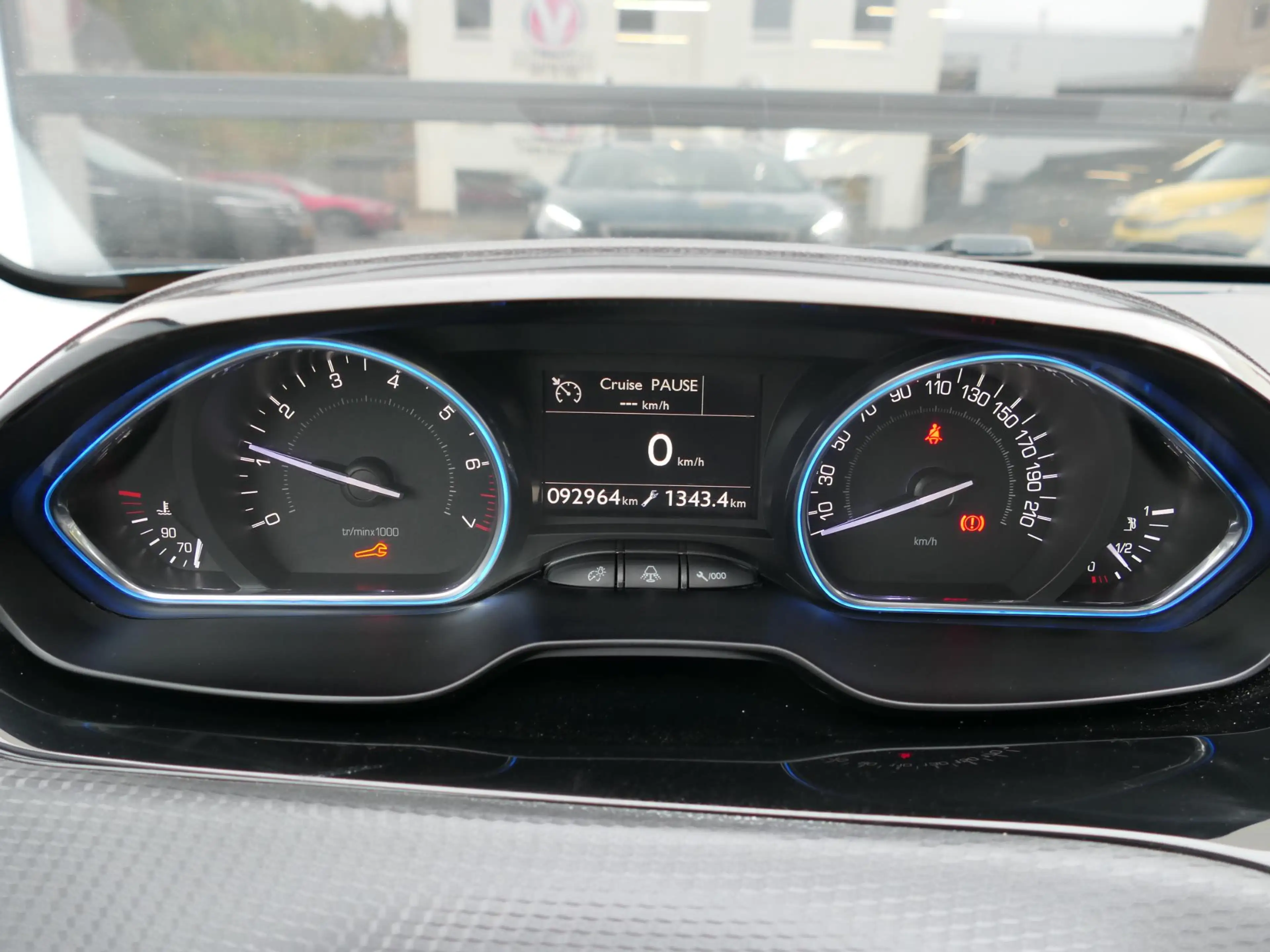 Peugeot 2008 1.2 PureTech Blue Lease Allure | 130 PK | Nieuwe d — photo 6
