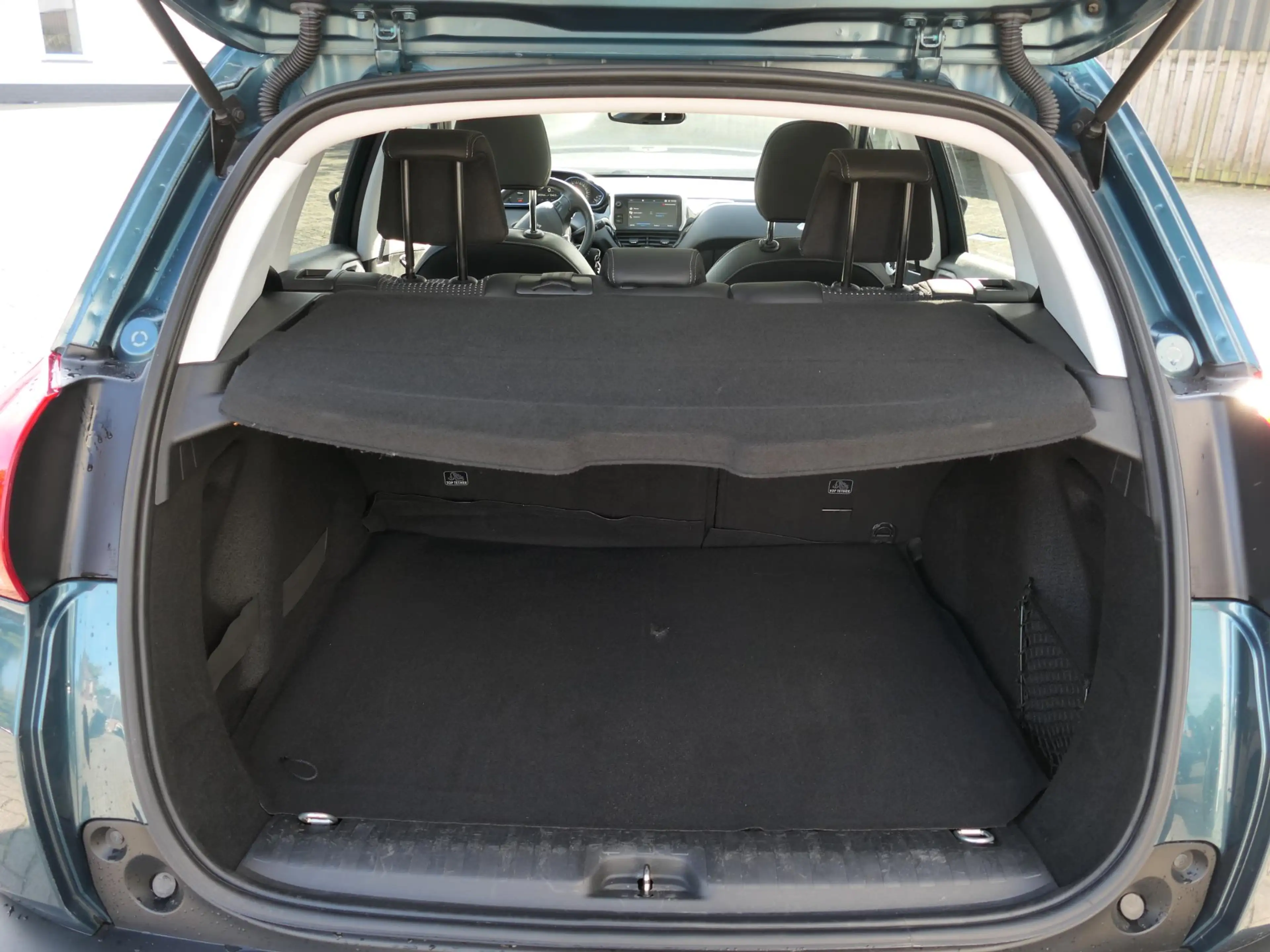 Peugeot 2008 1.2 PureTech Blue Lease Allure | 130 PK | Nieuwe d — photo 11