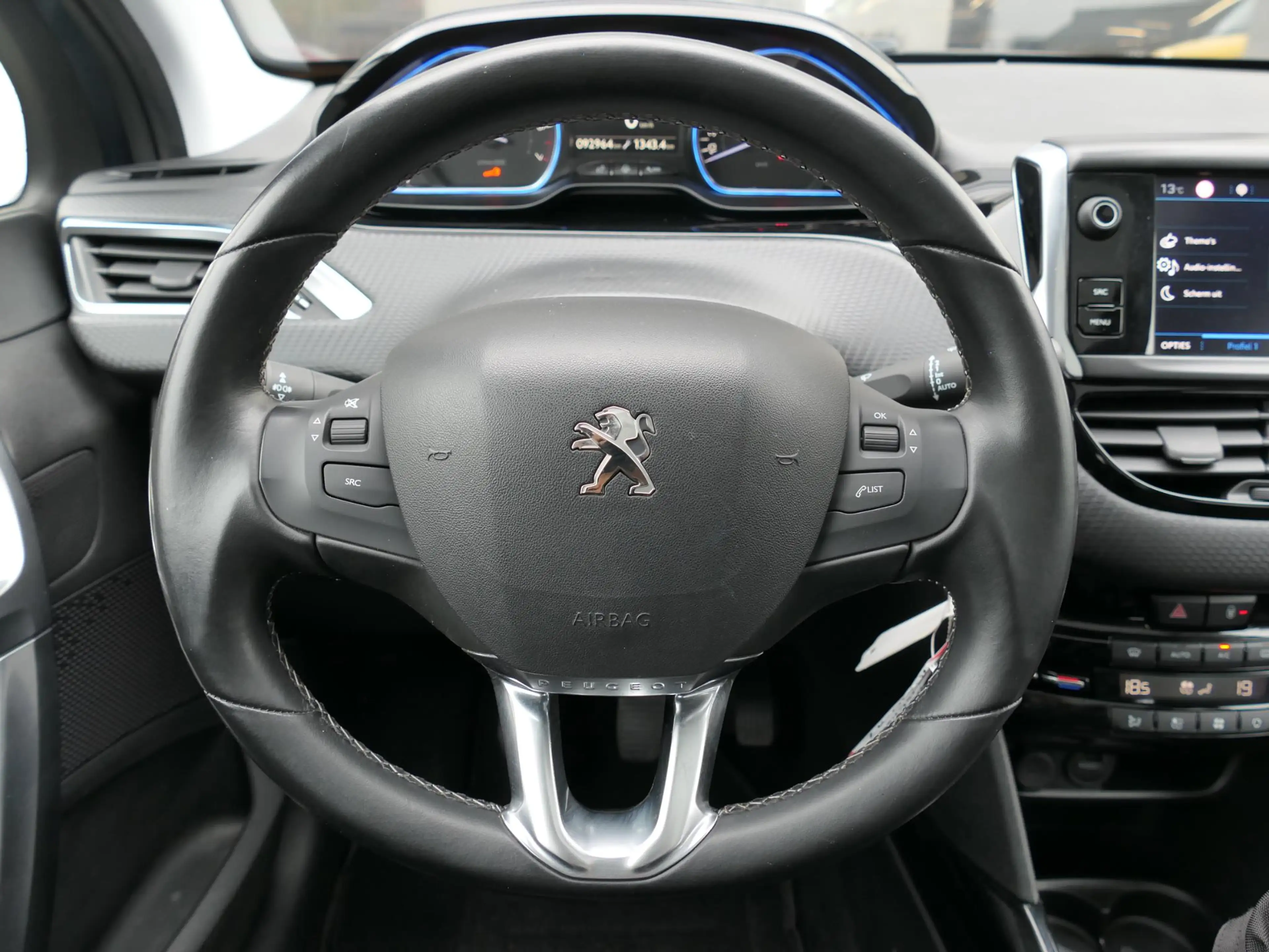Peugeot 2008 1.2 PureTech Blue Lease Allure | 130 PK | Nieuwe d — photo 5