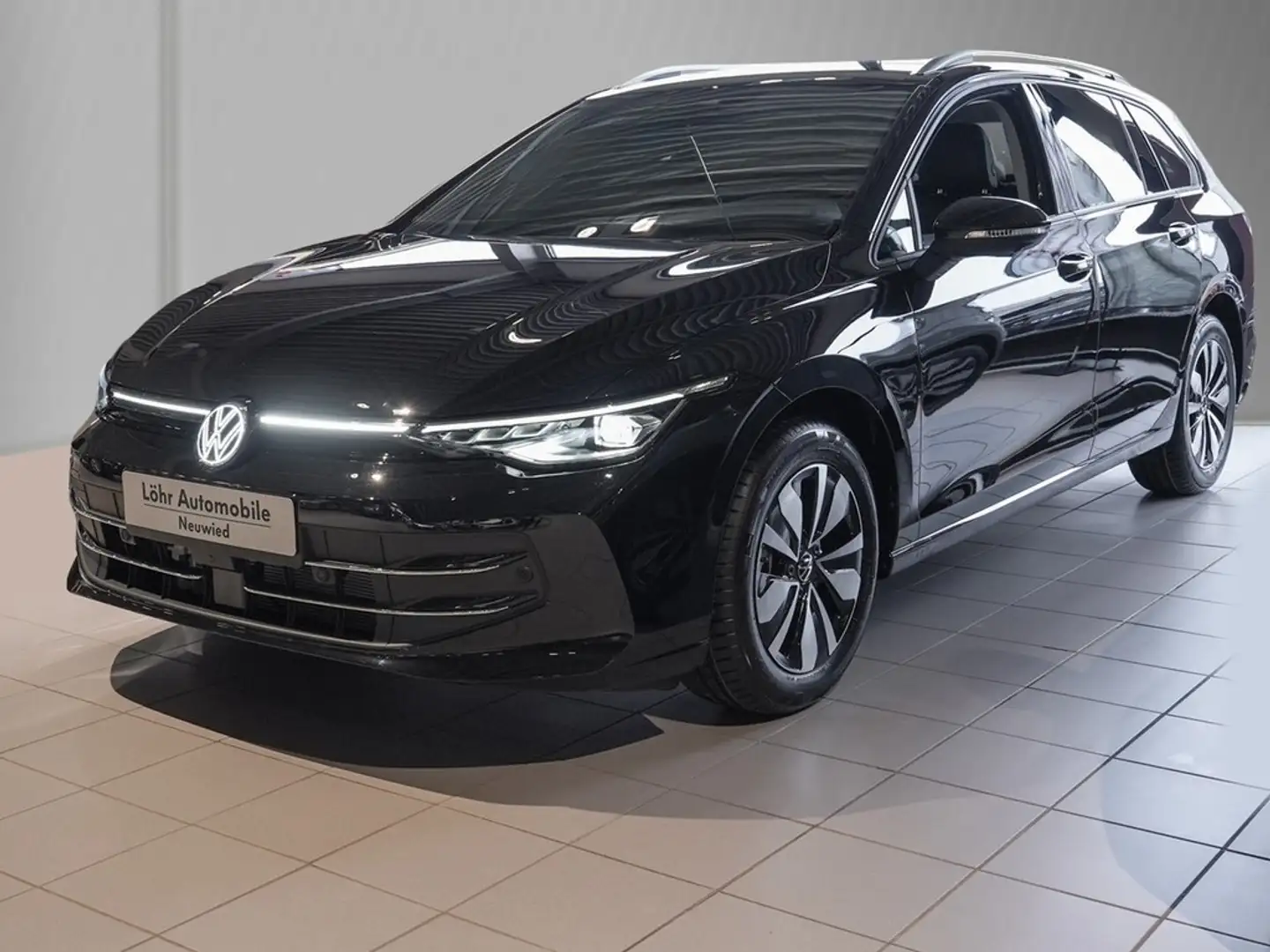 Volkswagen Golf Variant 1,5 l eTSI DSG Goal AHK NAVI WP LED Schwarz - 2
