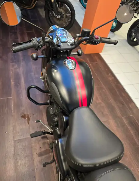 Royal Enfield Classic 350 - foto 7