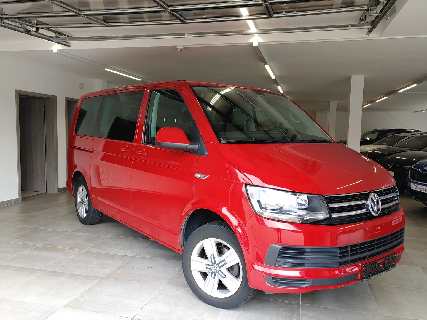 Volkswagen T6 Multivan 2.0 TDI CL AHK/Standheizung/PDC/Tempomat Rot - 2