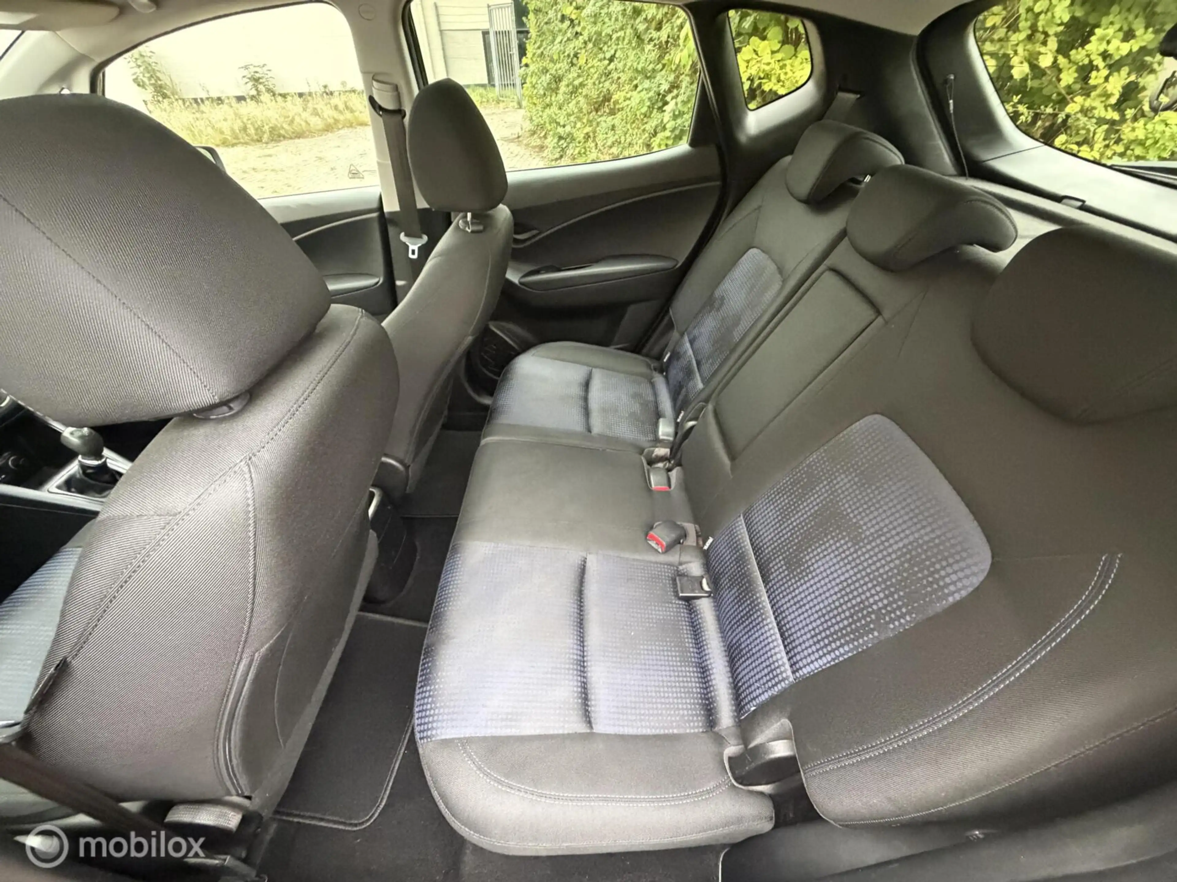 Hyundai iX20 1.4i | clima | pano |trekhaak | nette auto ! — photo 13