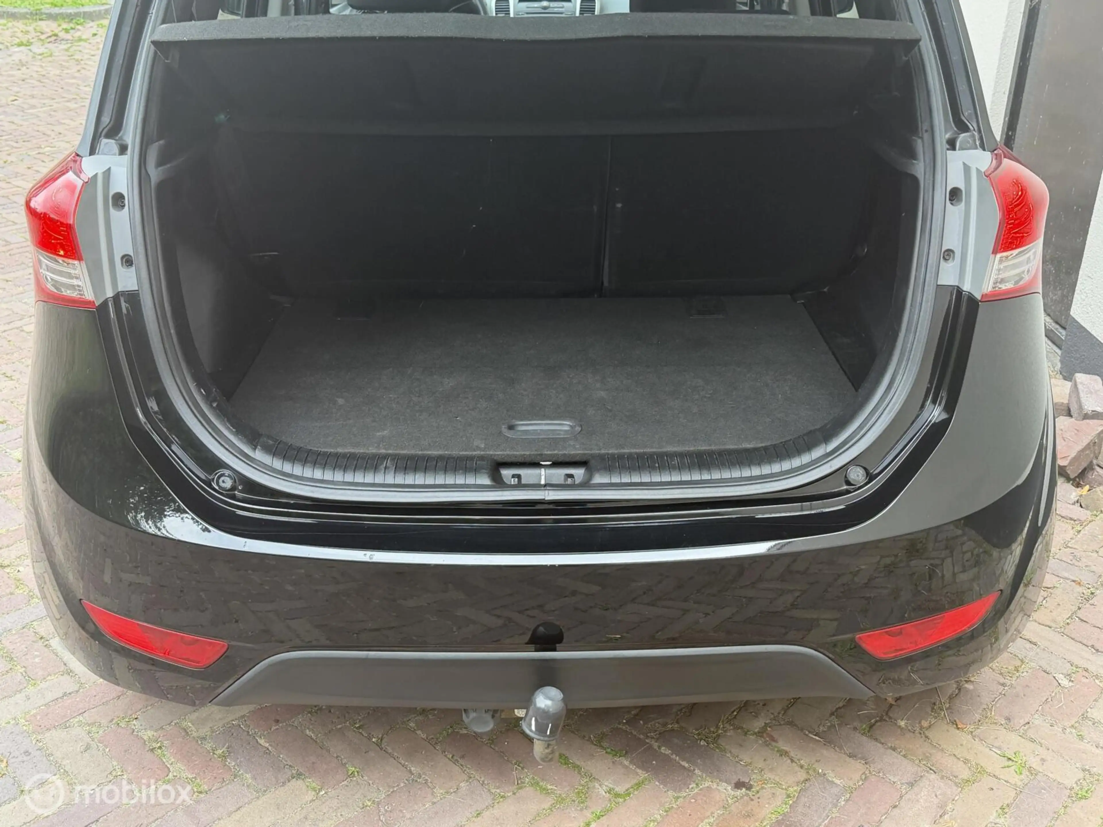 Hyundai iX20 1.4i | clima | pano |trekhaak | nette auto ! — photo 11
