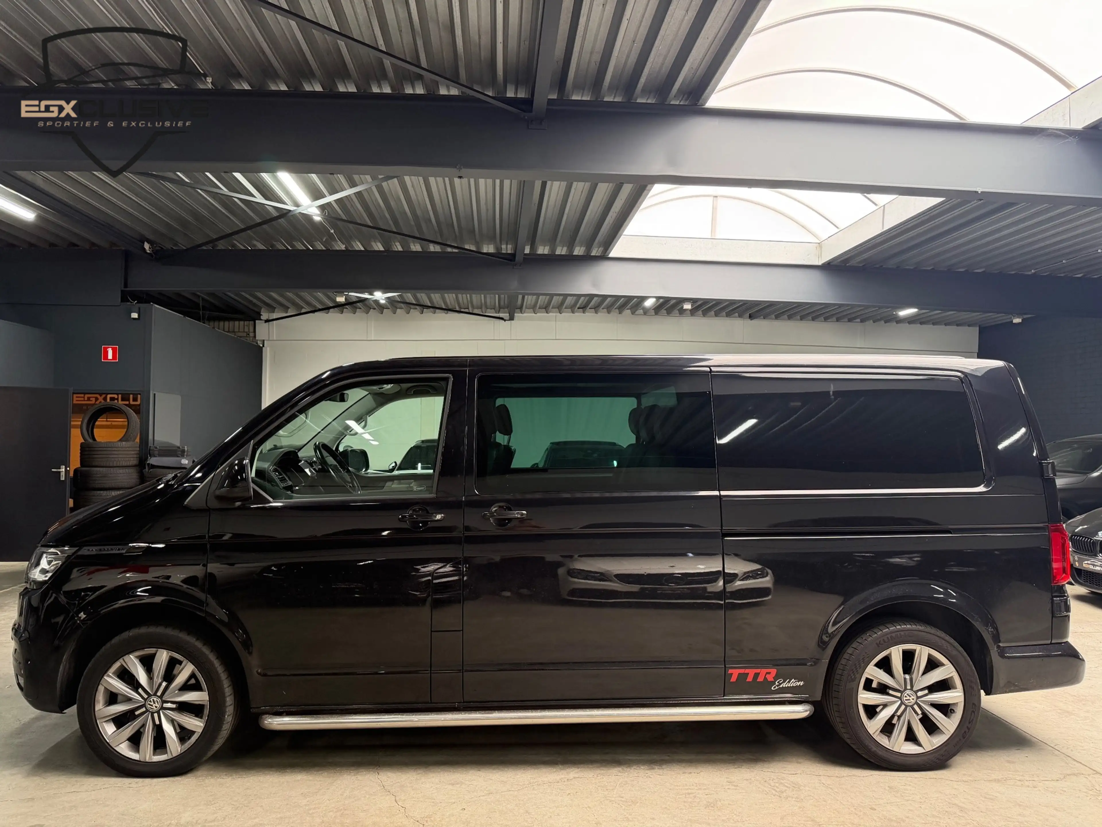 Volkswagen Transporter 2.0 TDI L2H1 DC PANO|SOFTCLOSE|ACC|TTR Edition| — photo 6