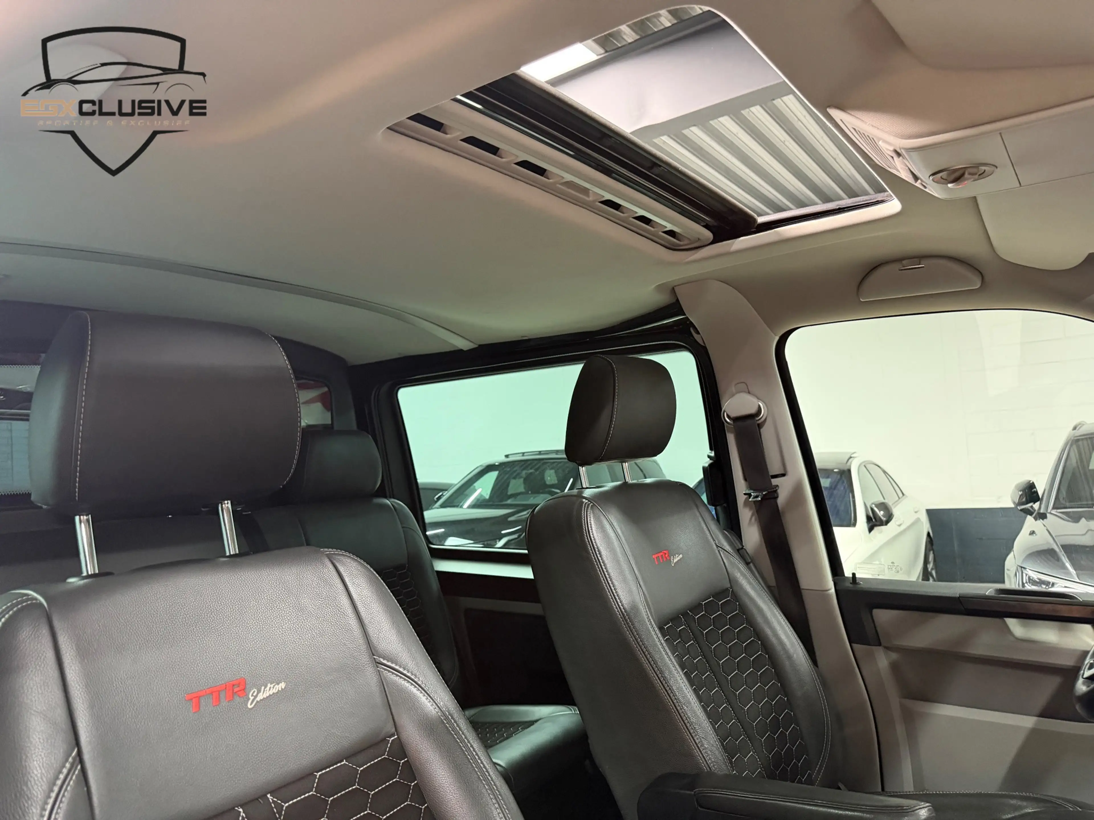 Volkswagen Transporter 2.0 TDI L2H1 DC PANO|SOFTCLOSE|ACC|TTR Edition| — photo 34