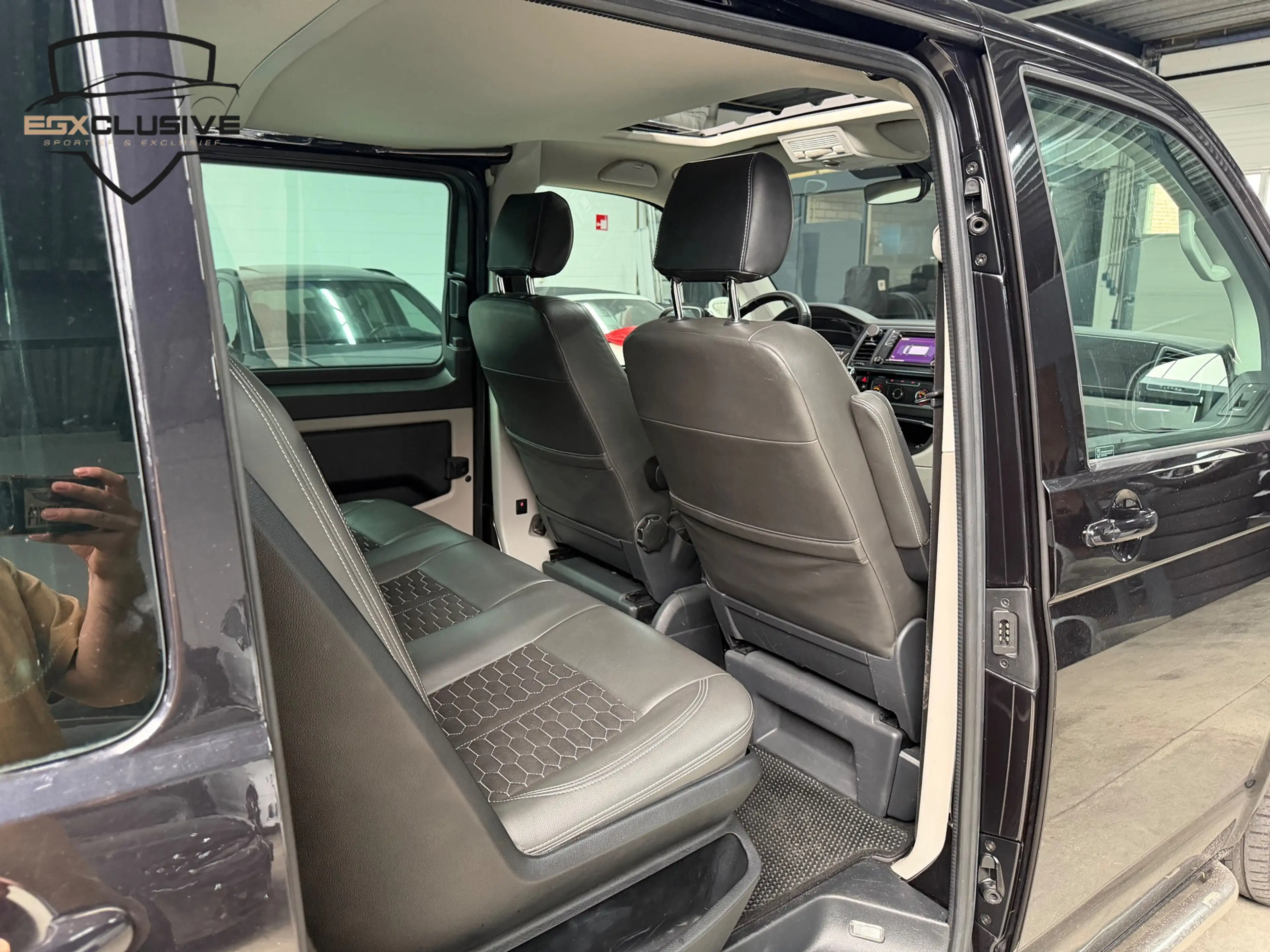 Volkswagen Transporter 2.0 TDI L2H1 DC PANO|SOFTCLOSE|ACC|TTR Edition| — photo 24