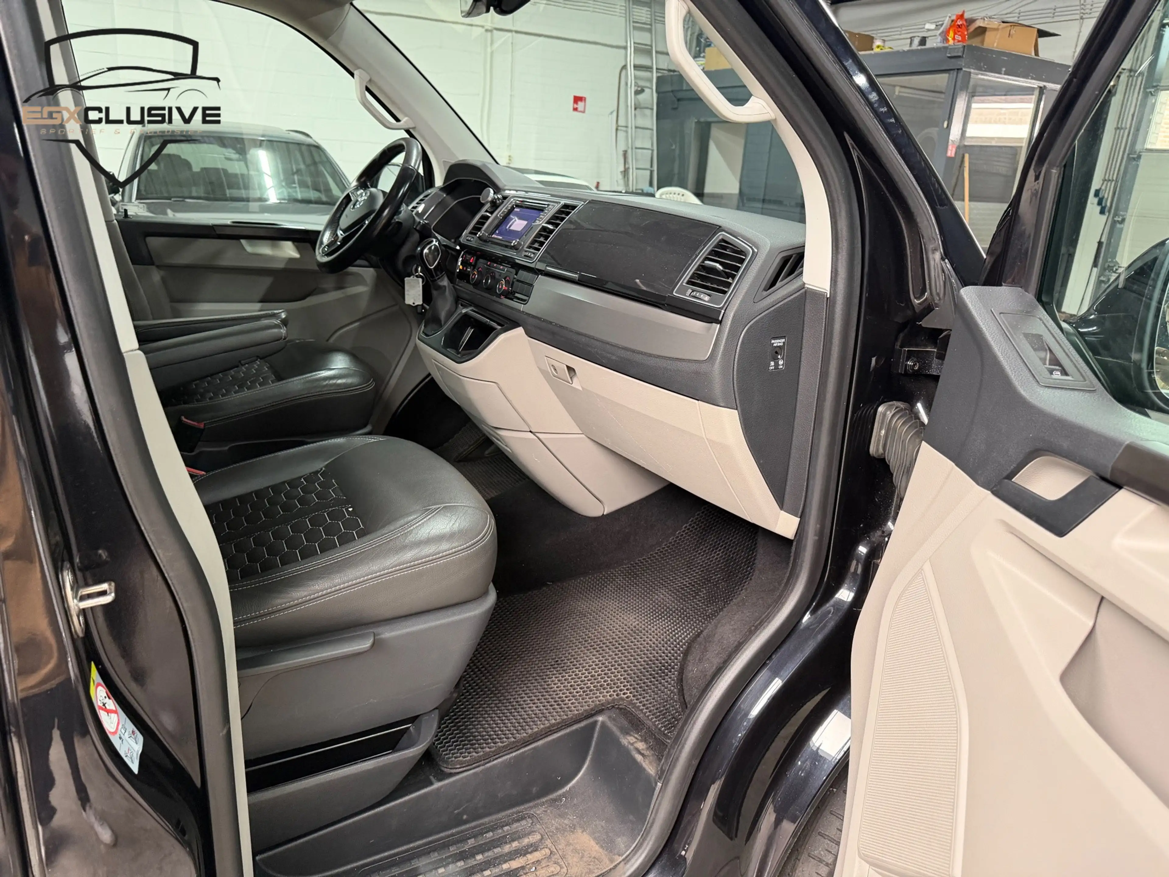 Volkswagen Transporter 2.0 TDI L2H1 DC PANO|SOFTCLOSE|ACC|TTR Edition| — photo 31