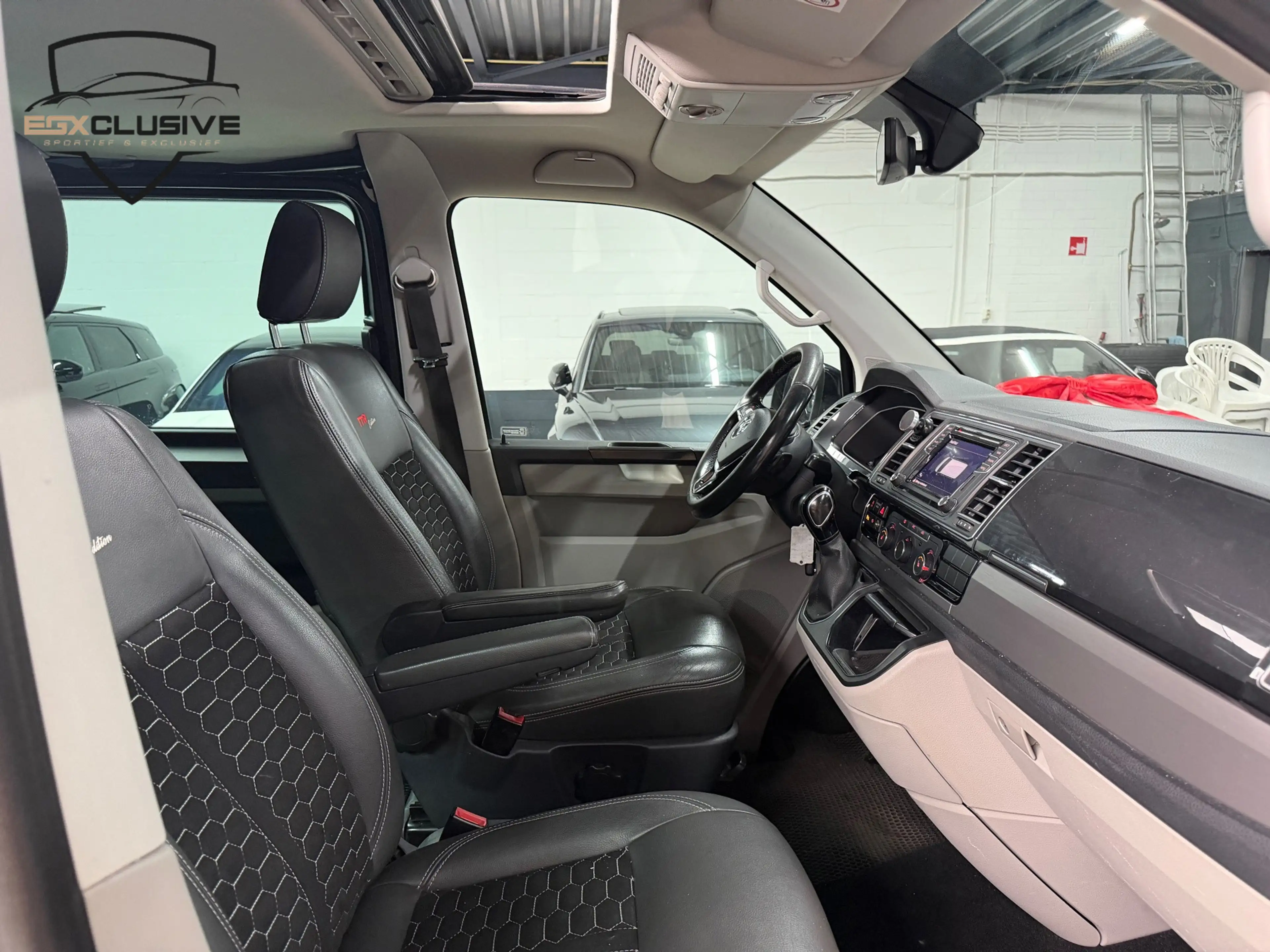Volkswagen Transporter 2.0 TDI L2H1 DC PANO|SOFTCLOSE|ACC|TTR Edition| — photo 32