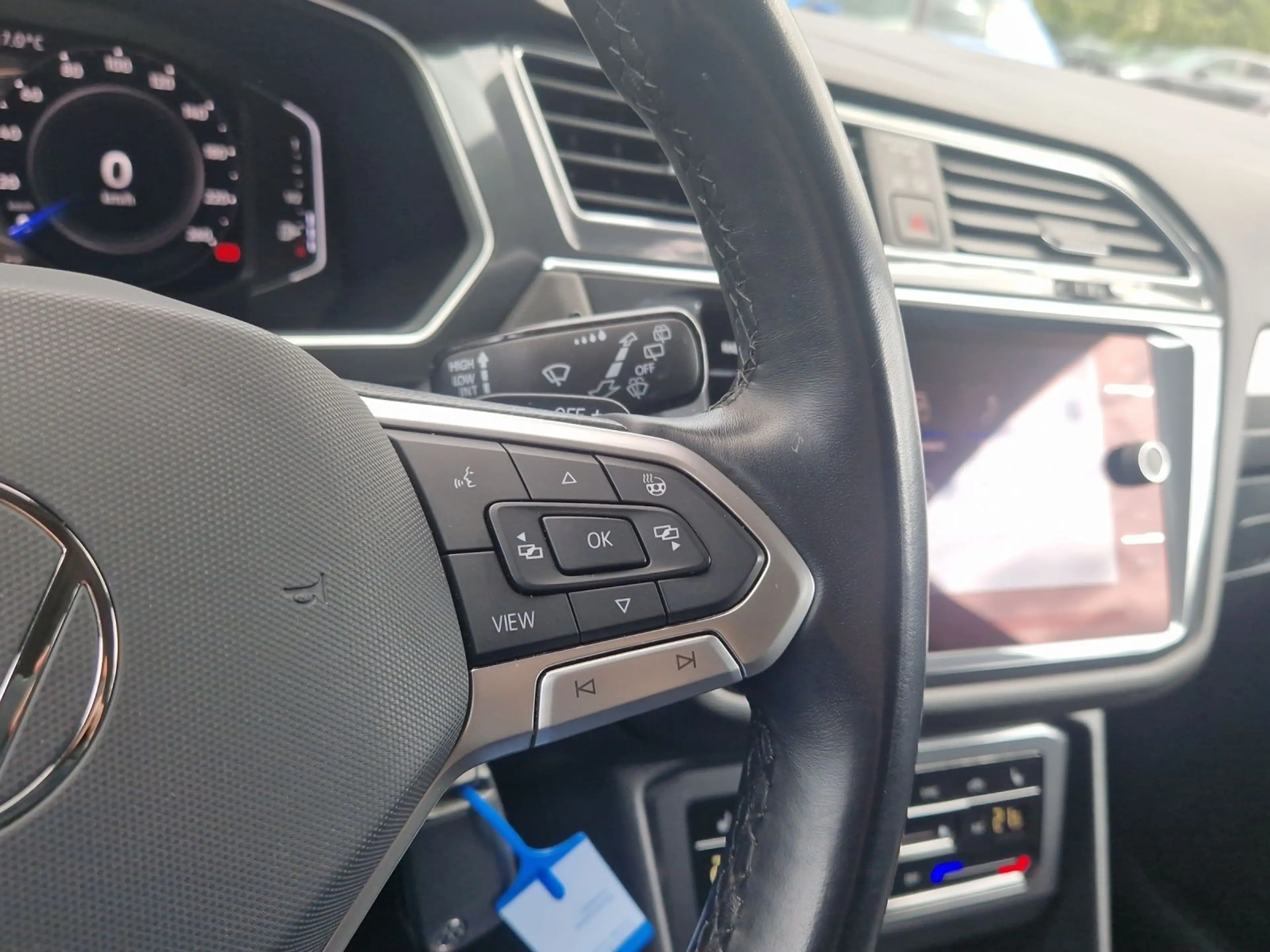 Volkswagen Tiguan Allspace Tiguan Allspace 2.0 TDI Life 4Motion 7-Sitzer*A... — photo 10