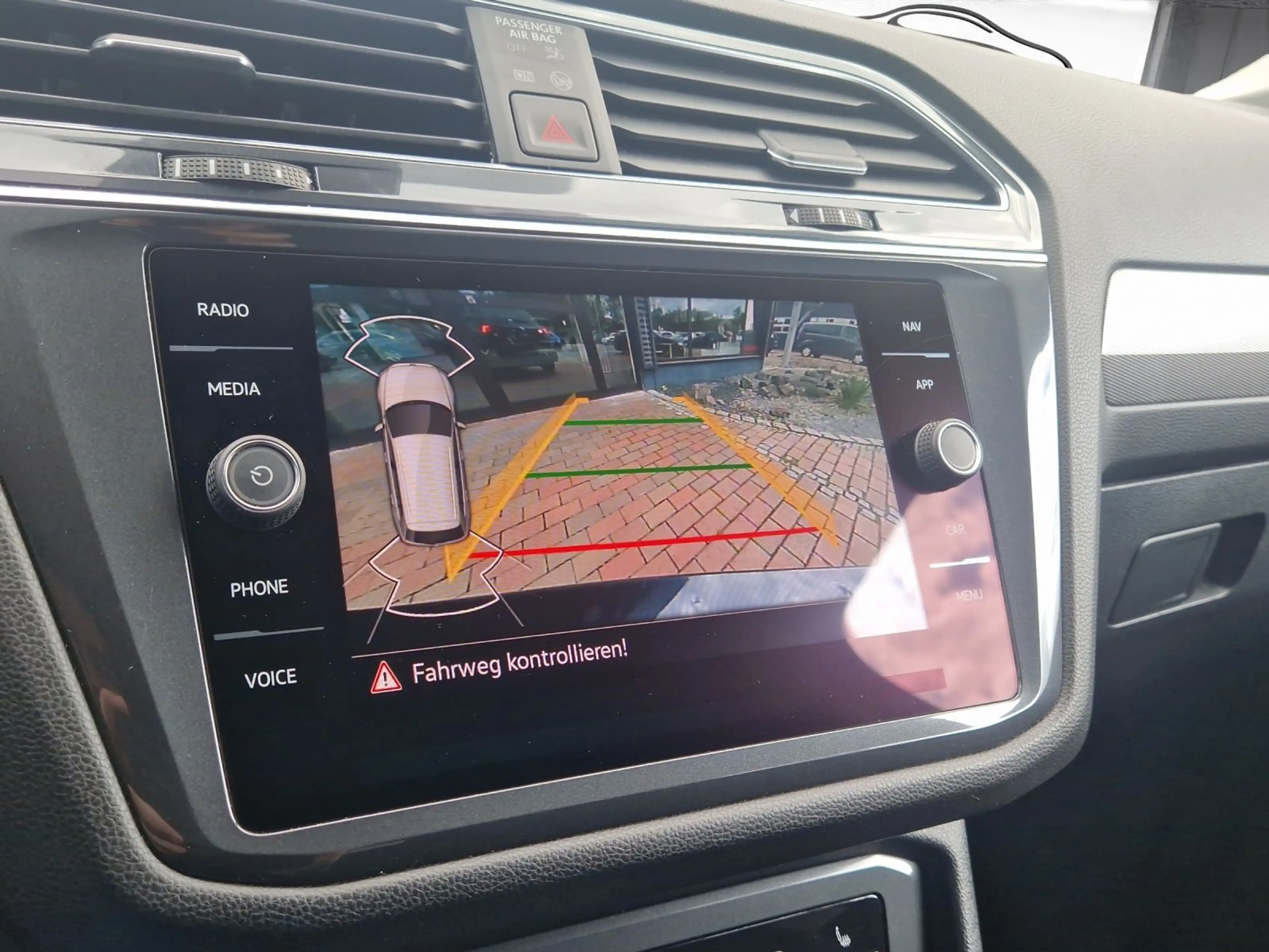 Volkswagen Tiguan Allspace Tiguan Allspace 2.0 TDI Life 4Motion 7-Sitzer*A... — photo 13