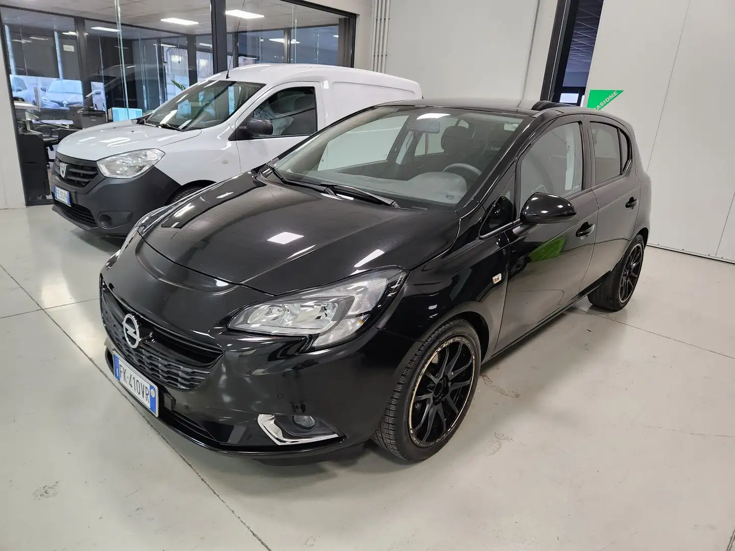 Opel Corsa Corsa 5p 1.3 cdti Advance (n-joy) 75cv+UNICO PROP Zwart - 1
