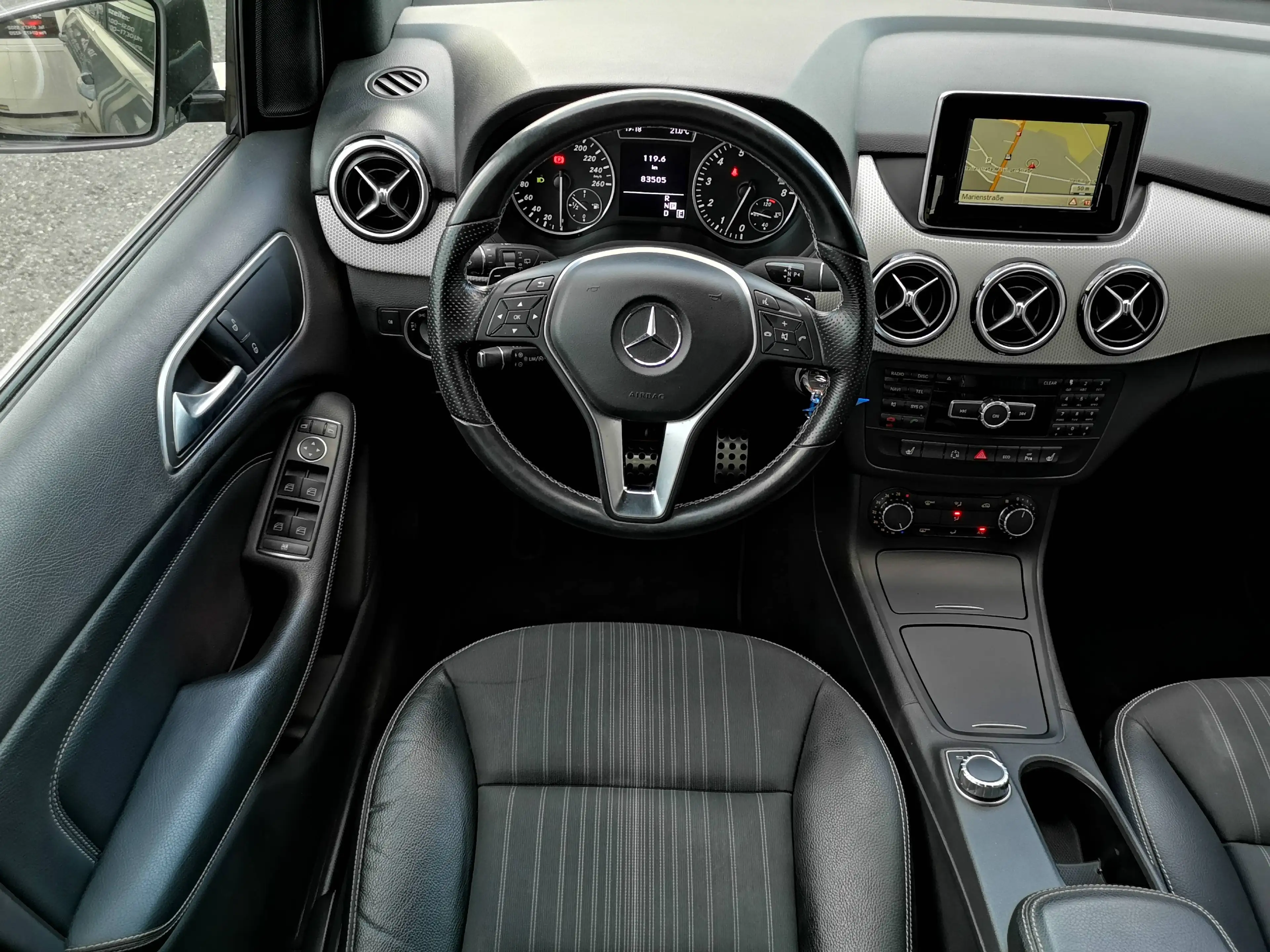 Mercedes-Benz B 200 B 200 BlueEfficiency NAVI LEDER AUTOMATIK ALU 17" — photo 15