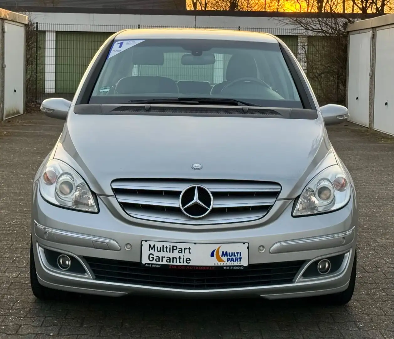 Mercedes-Benz B 200 CDI.LMF.AHK.PDC.MFL.Leder. Silber - 2