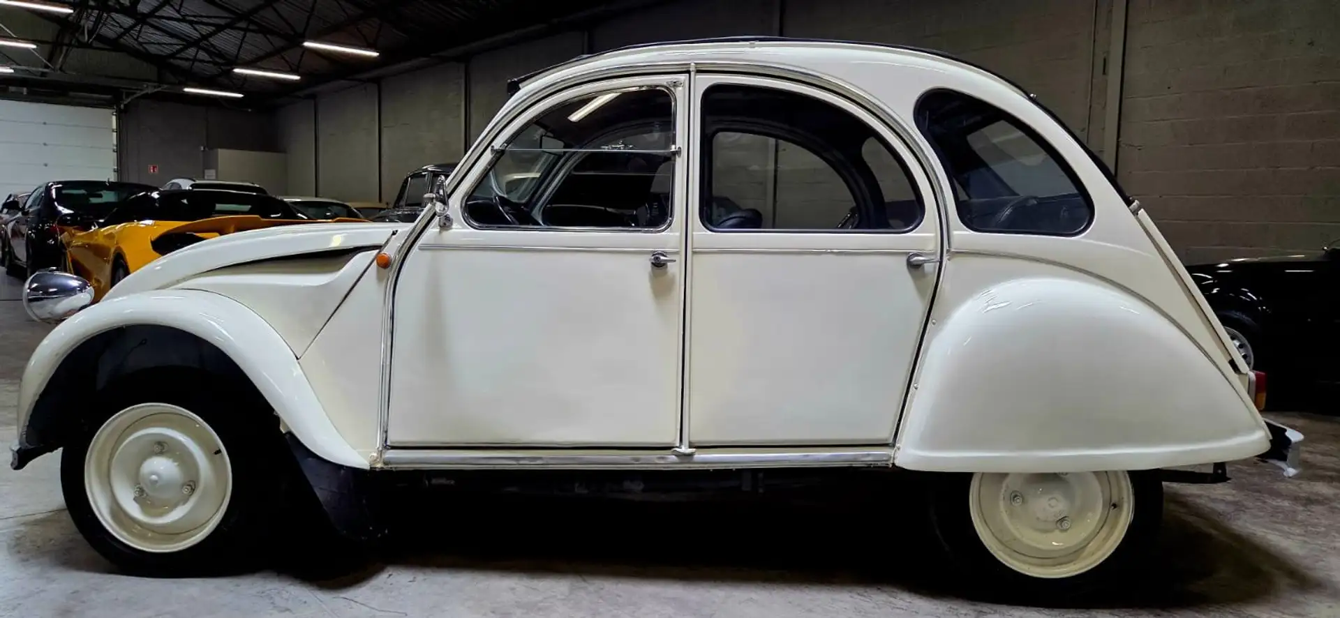Citroen 2CV Version AZKB 435 cc Blanco - 1