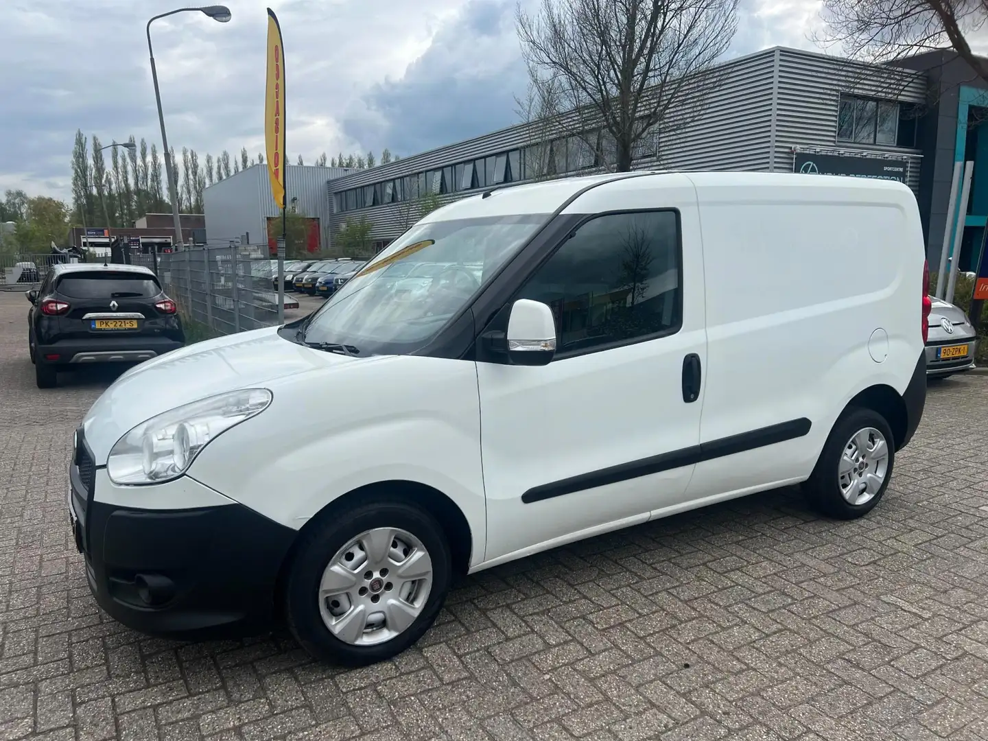 Fiat Doblo Cargo 1.3 MultiJet SX - TURBO DEFECT - 2