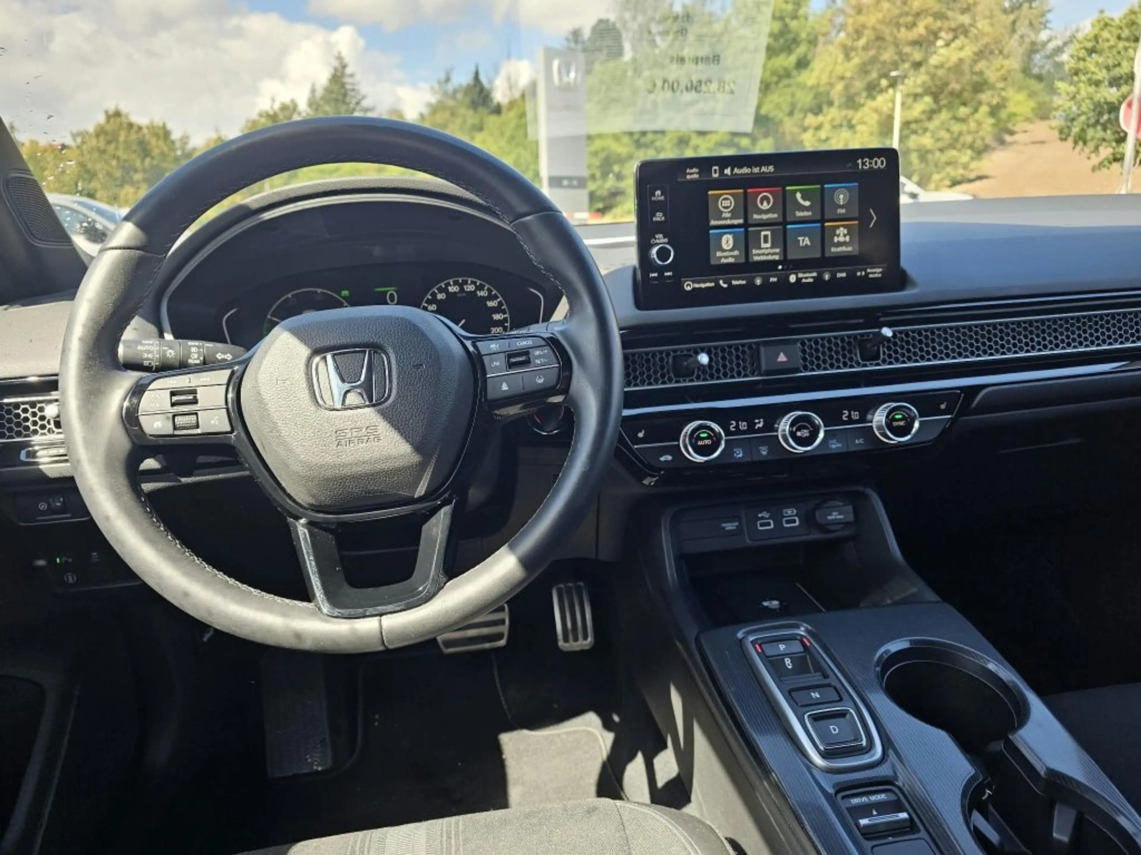 Honda Civic e:HEV 2.0 i-MMD Hybrid Sport — photo 8