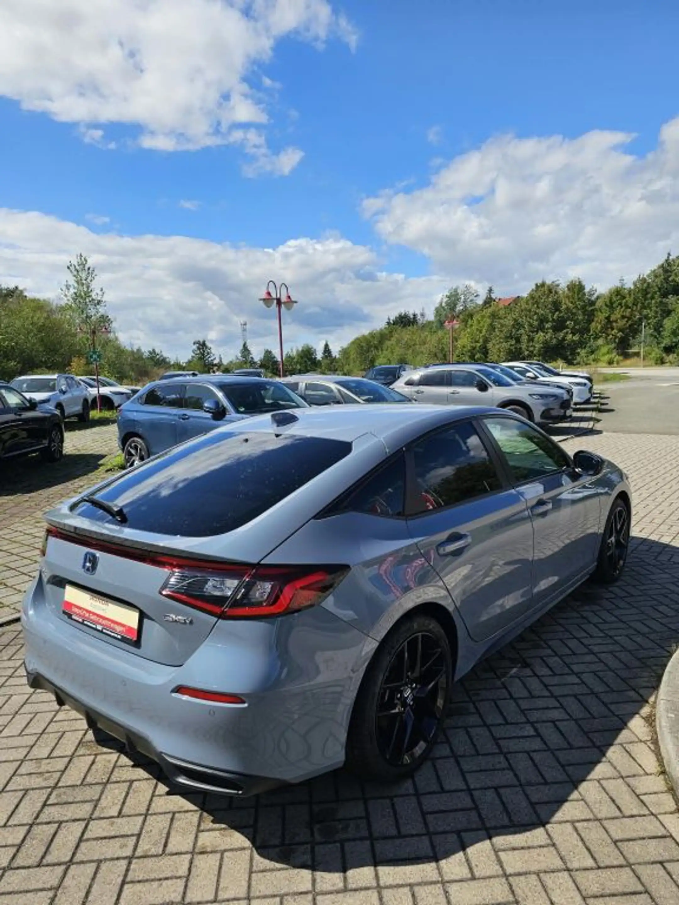 Honda Civic e:HEV 2.0 i-MMD Hybrid Sport — photo 13